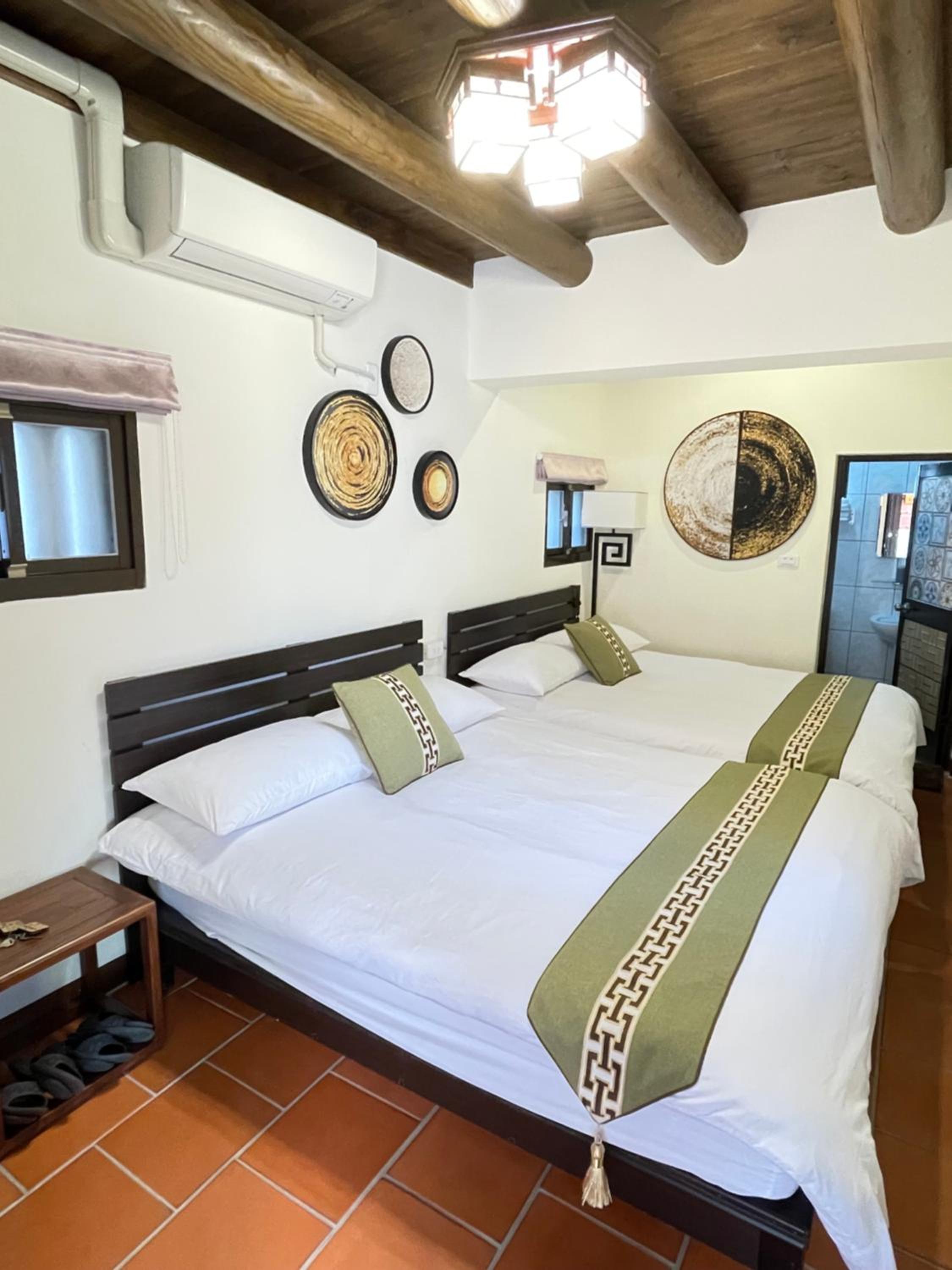 Quadruple Room with Bathroom photo 3