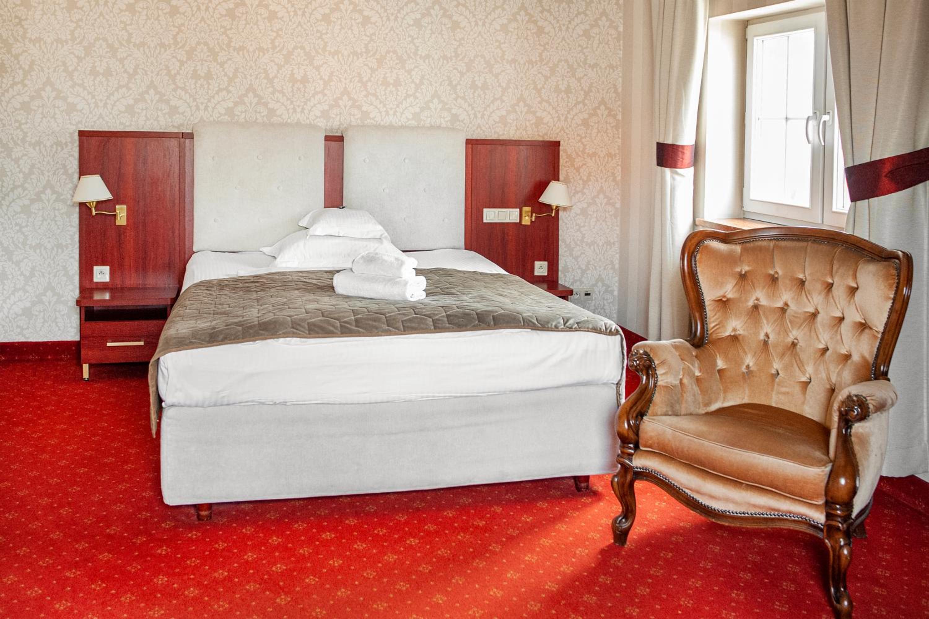 Standard King Room - Photo 1