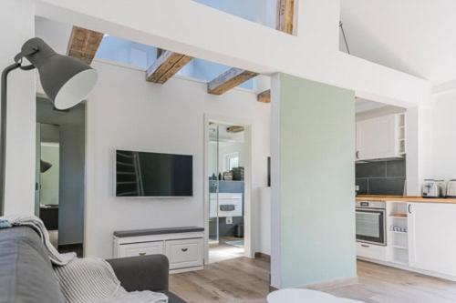 Three-Bedroom Apartment photo 1
