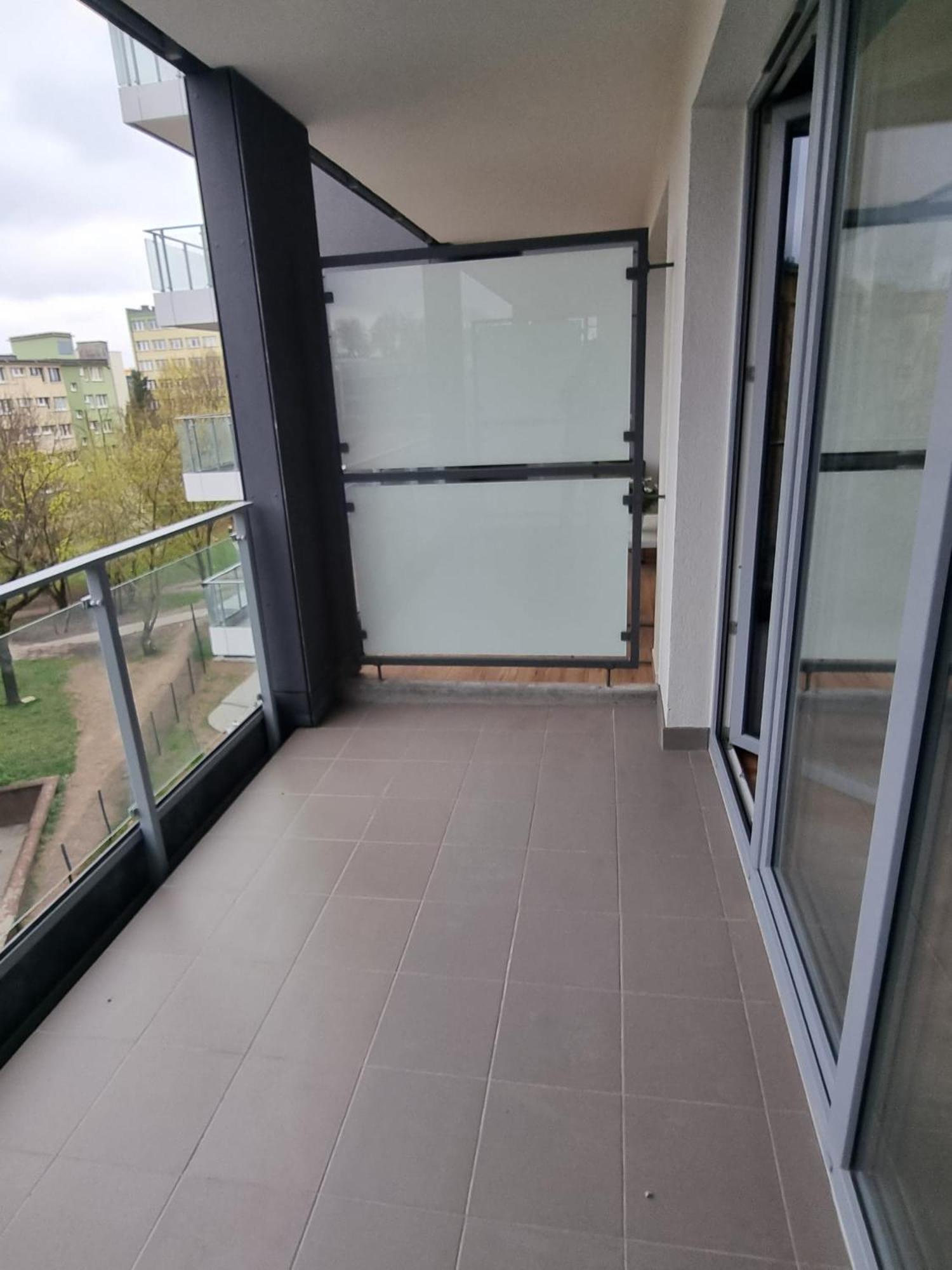 One-Bedroom Apartment - Photo 5