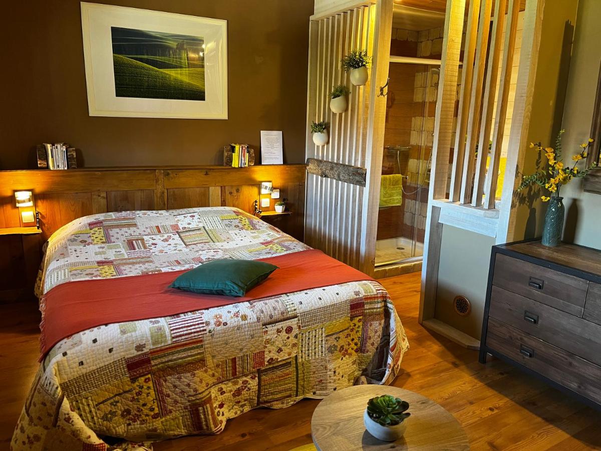 Double Room with Private Bathroom photo 1