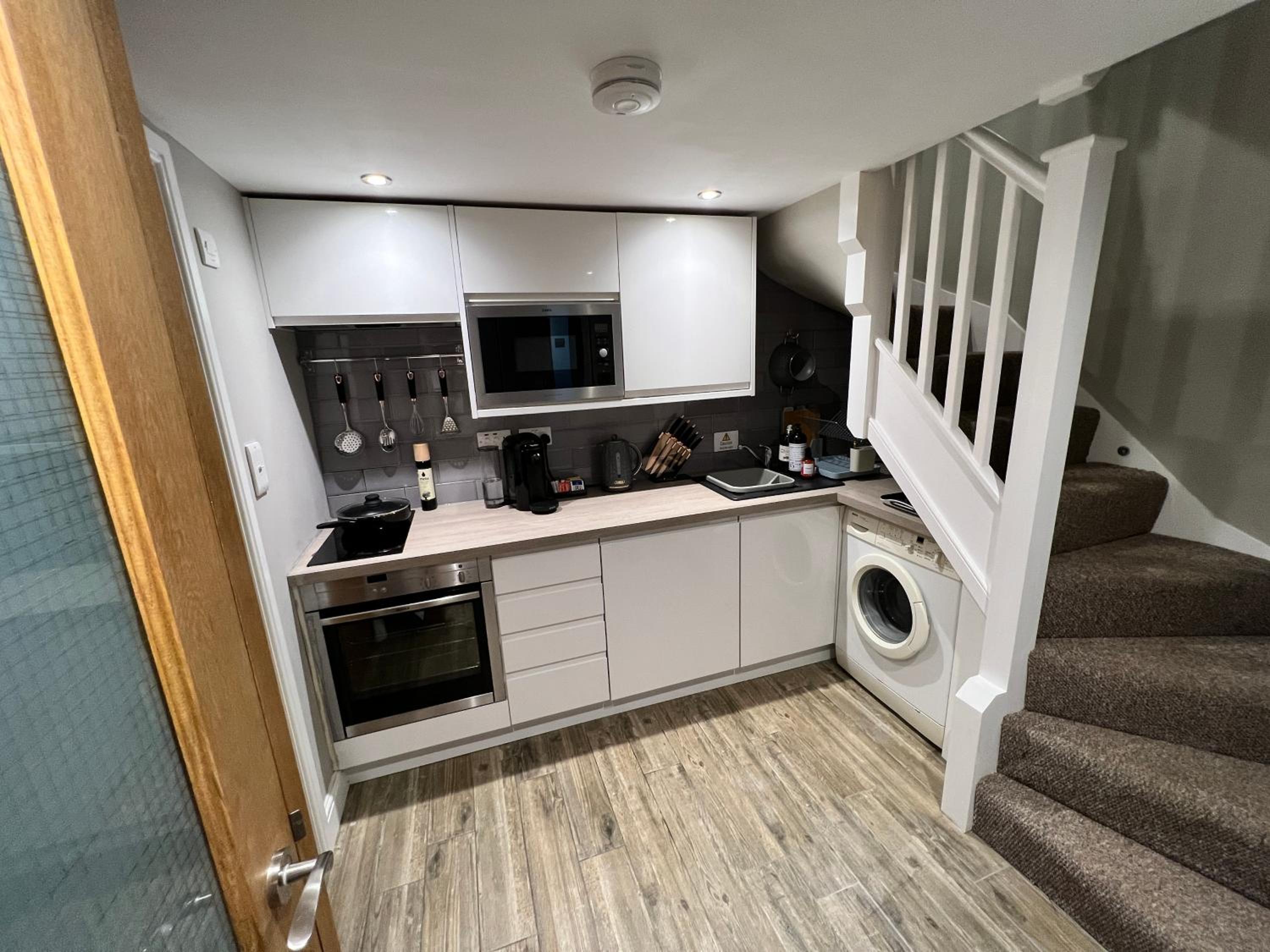 One-Bedroom House photo 2