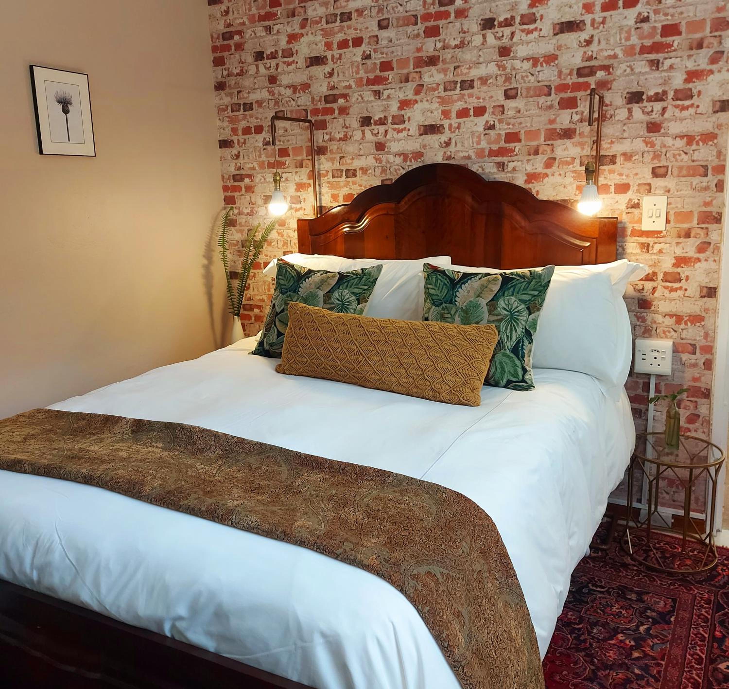 Double Room - Photo 6