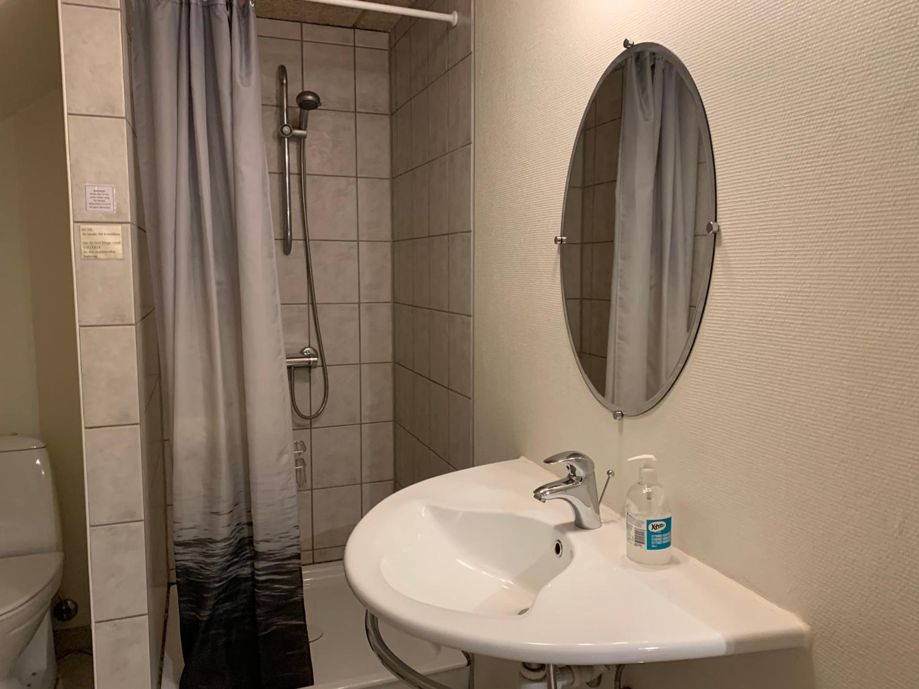 Apartment photo 2