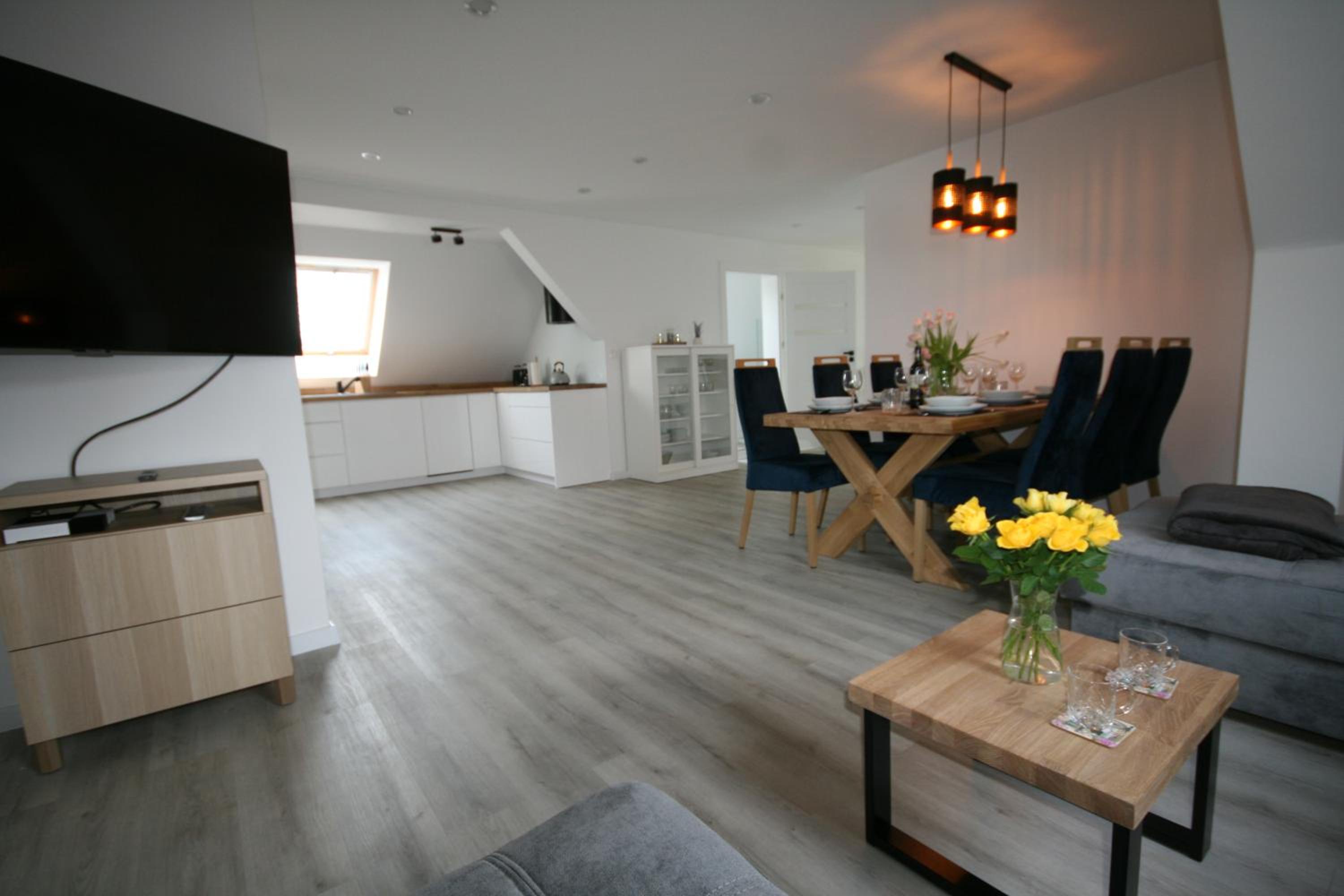 Two-Bedroom Apartment - Photo 10