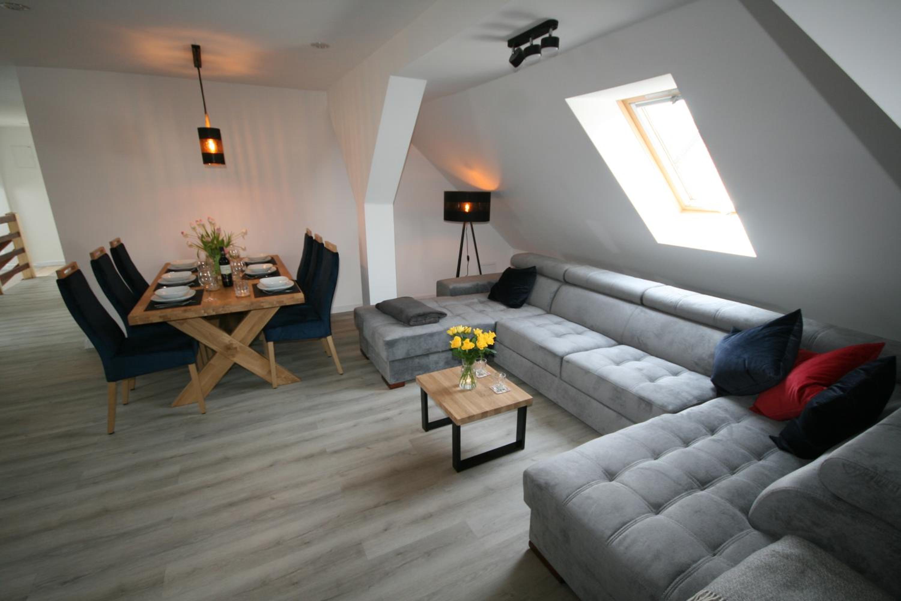 Two-Bedroom Apartment - Photo 17