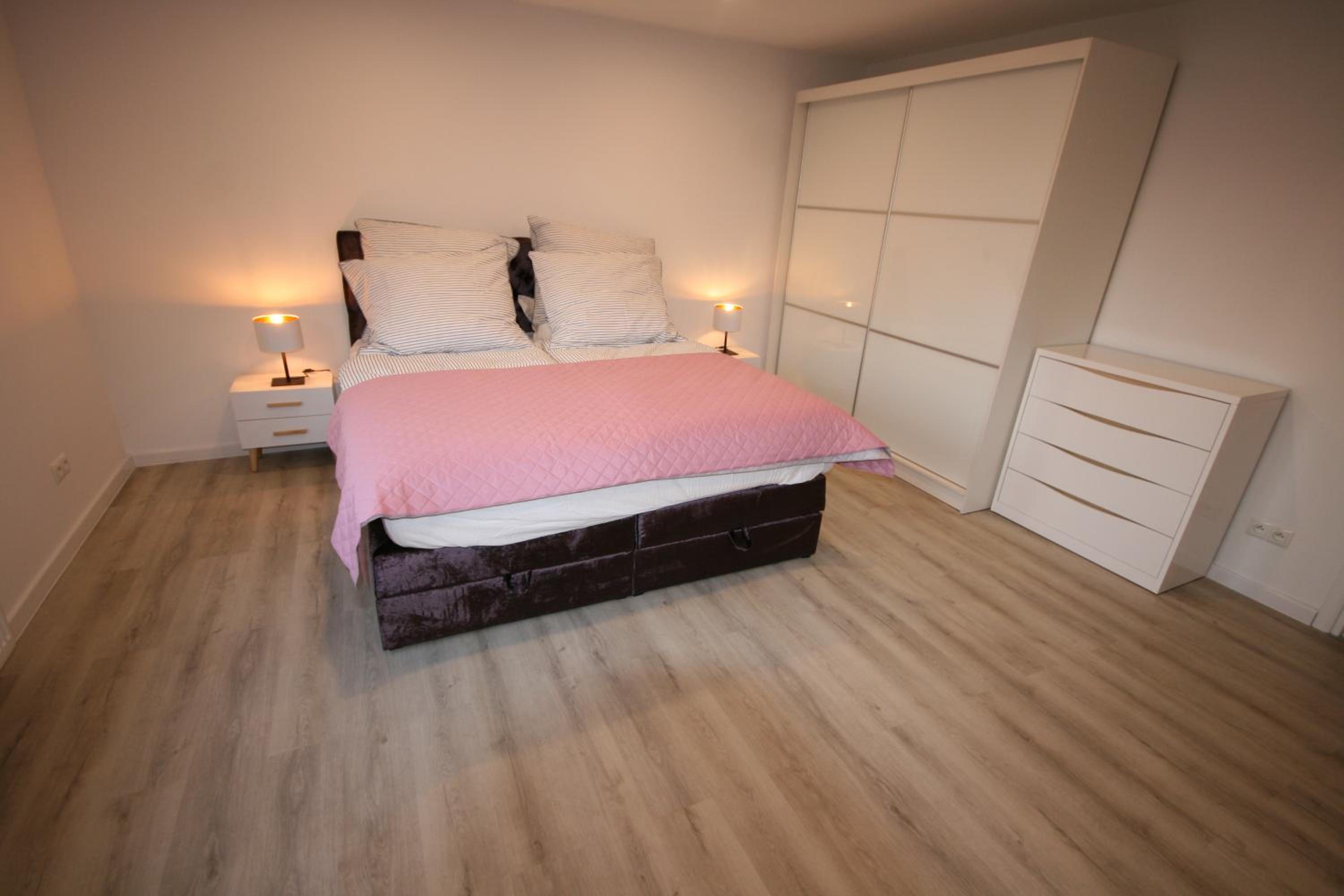 Two-Bedroom Apartment - Photo 24