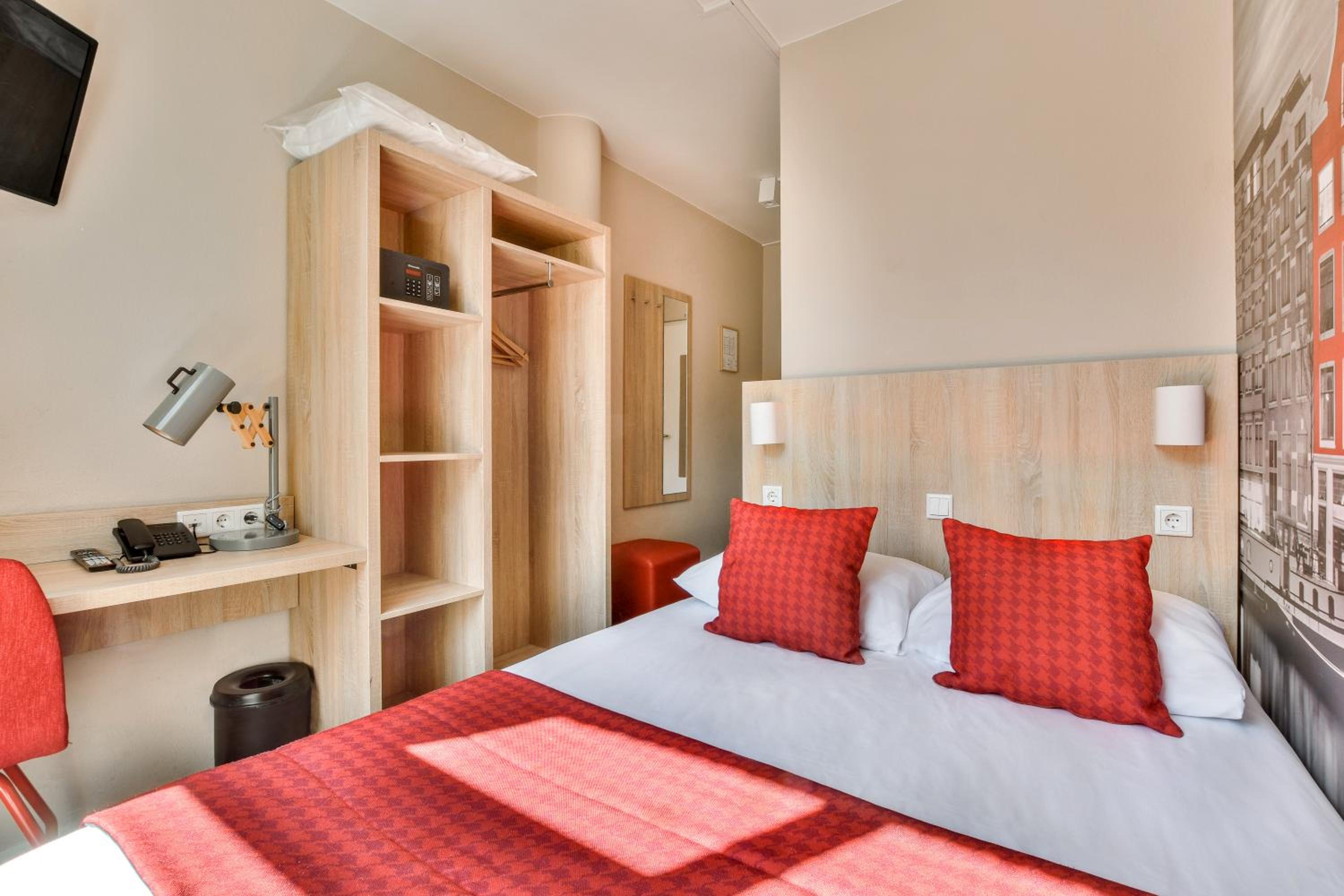 Double Room photo 3