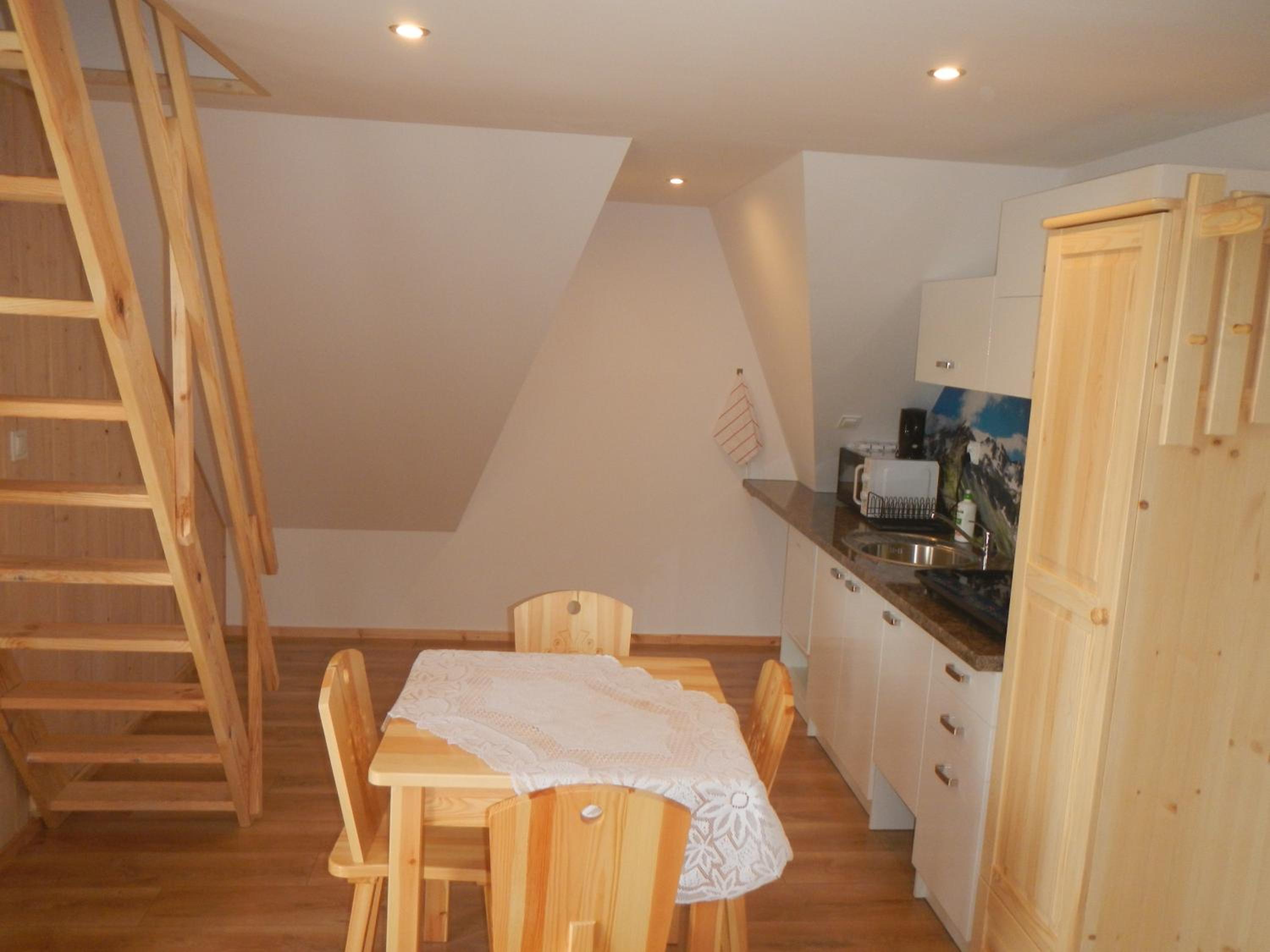 Quadruple Room with Balcony photo 3