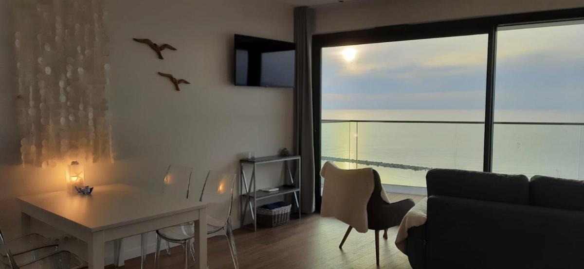 Apartment with Sea View photo 2