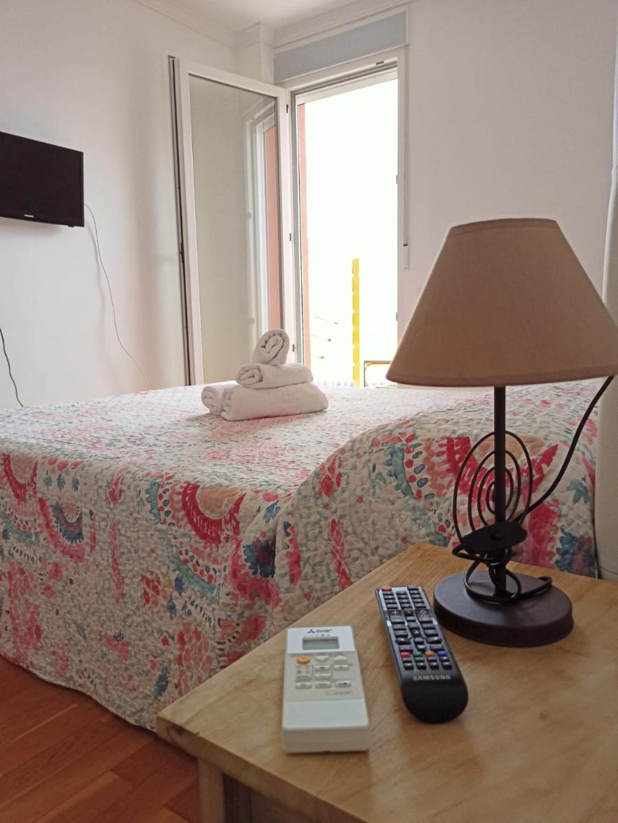 Queen Room with Balcony and Sea View
