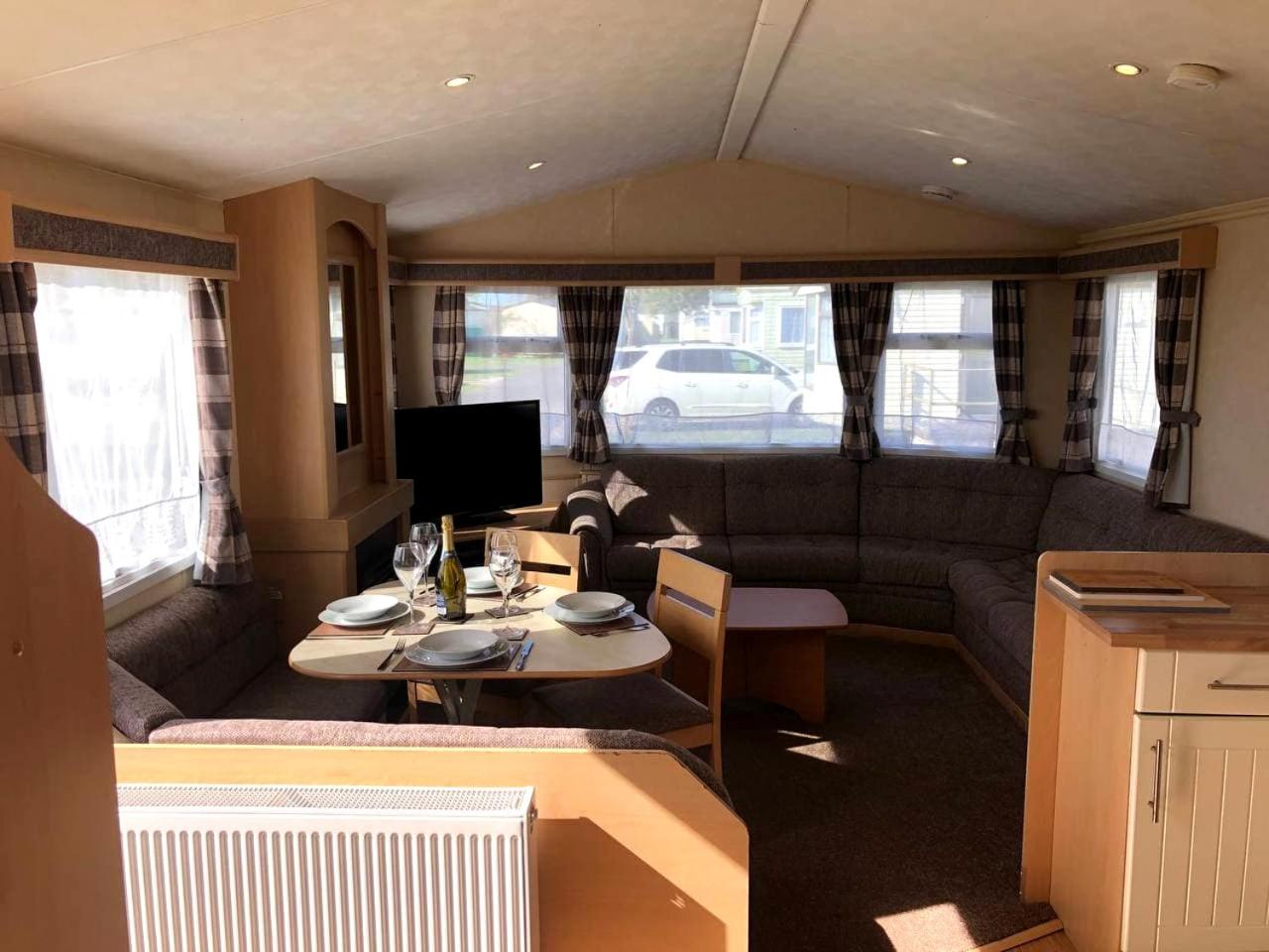 Caravan photo 1