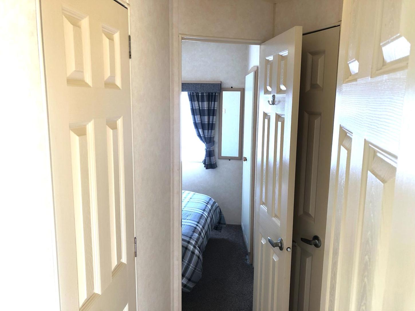 Caravan photo 1