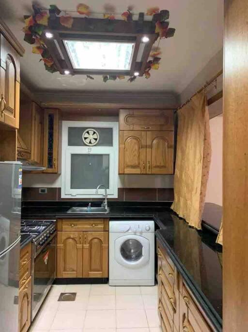Three-Bedroom Apartment - Photo 37