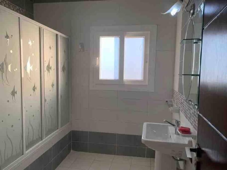 Three-Bedroom Apartment - Photo 3