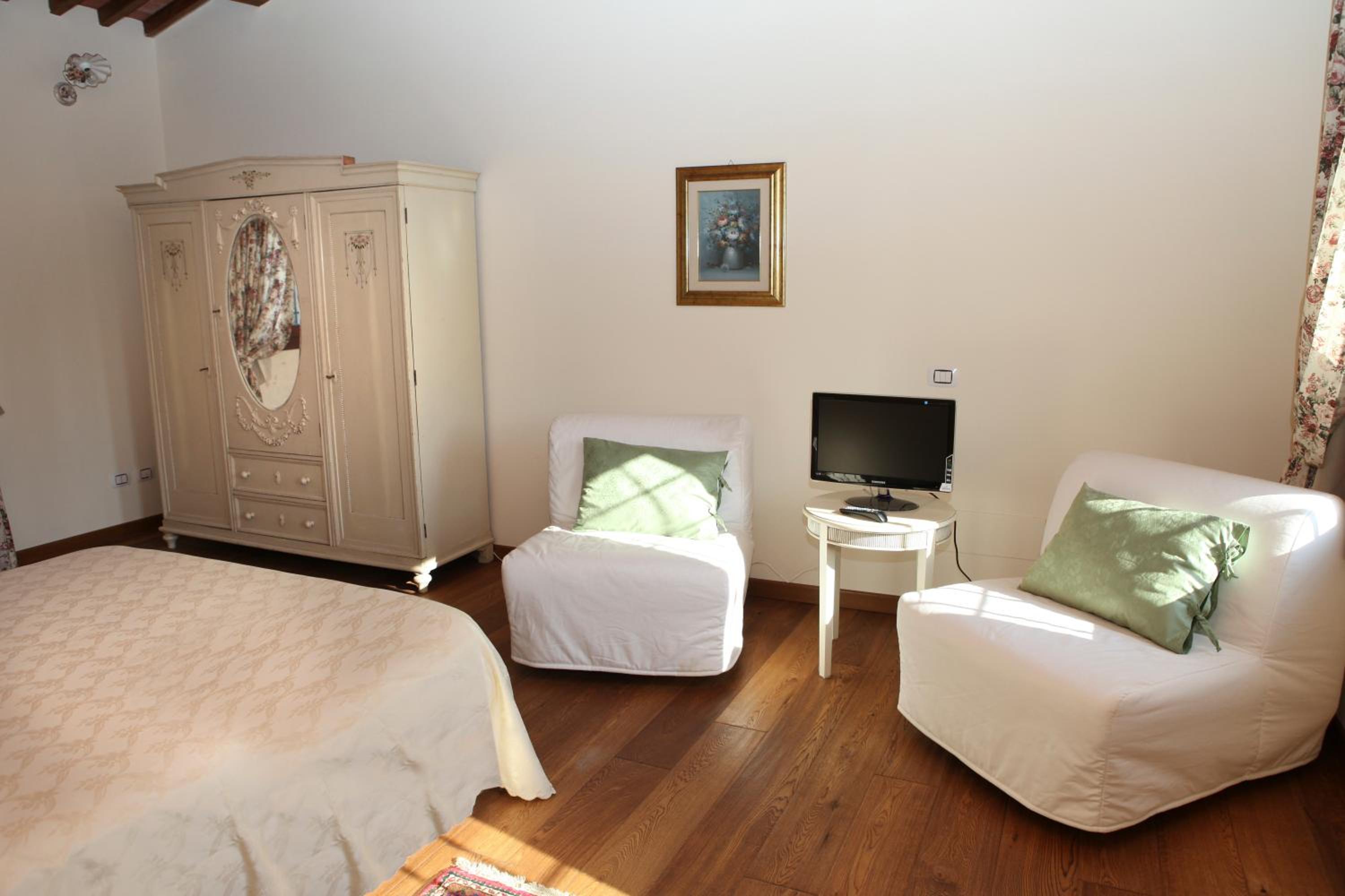 Deluxe Double Room - Photo 4