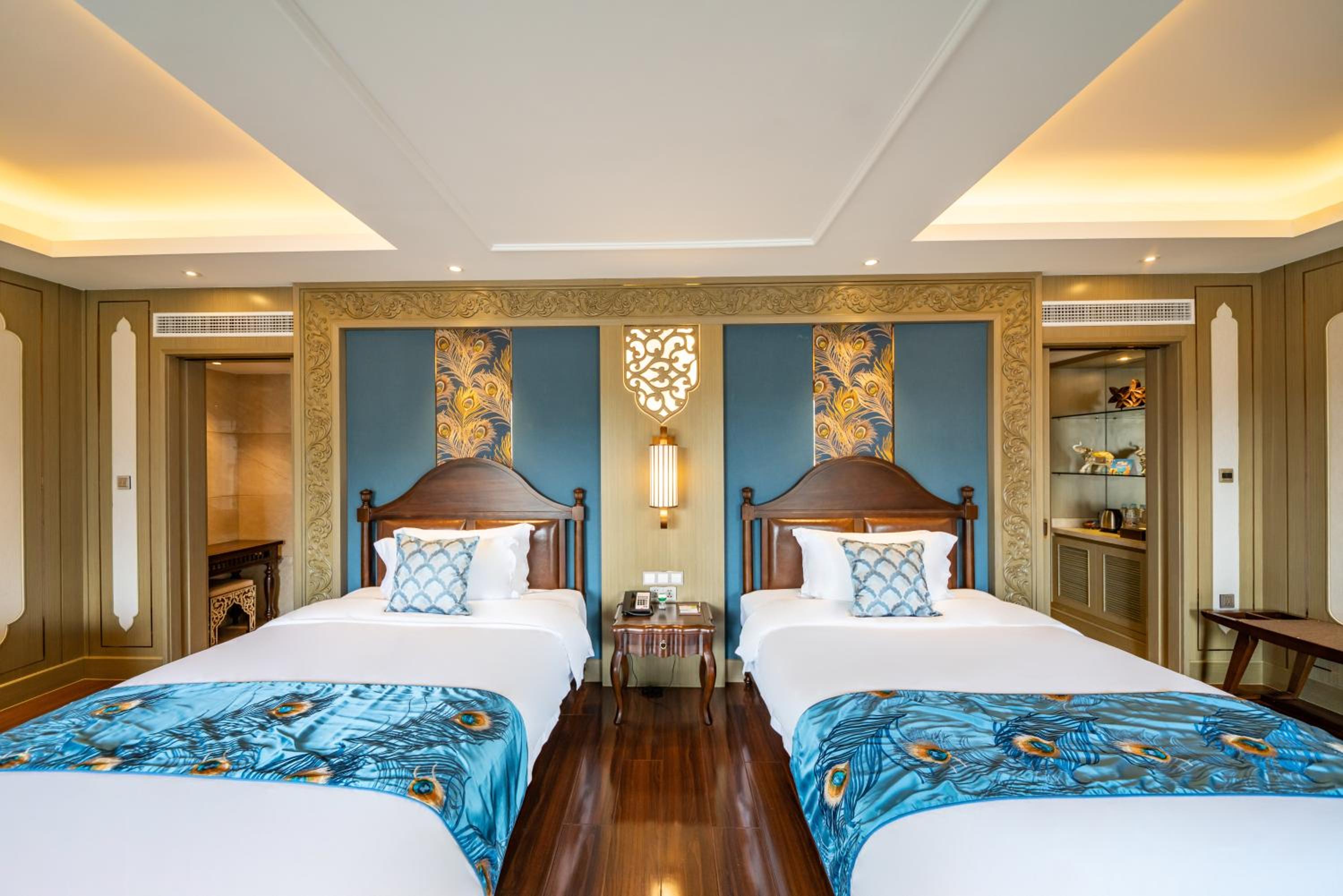 Mountain View Executive Twin Room