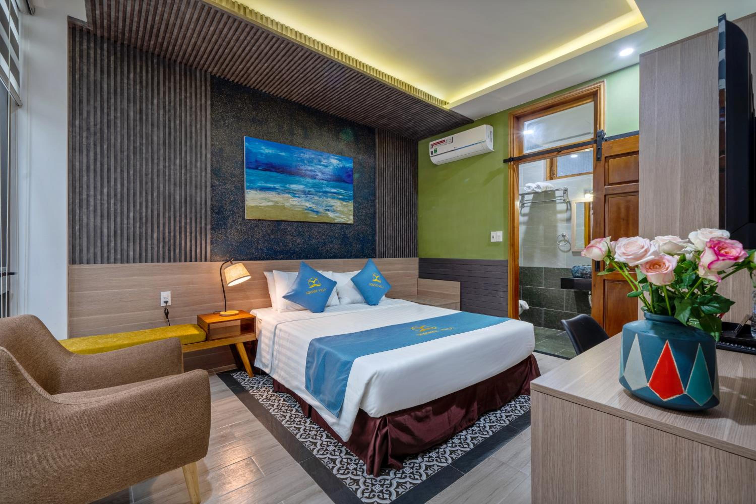 Two-Bedroom Villa - Photo 11