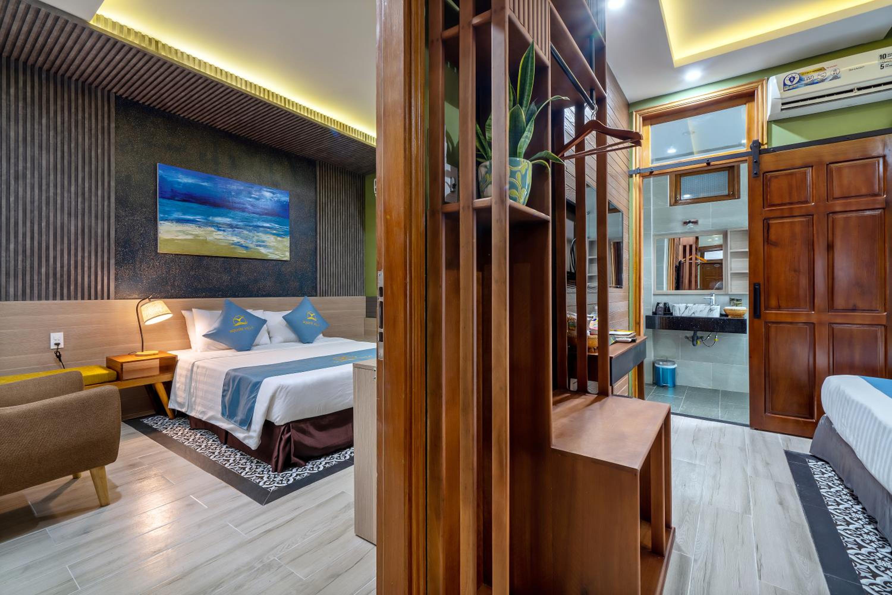 Two-Bedroom Villa - Photo 4