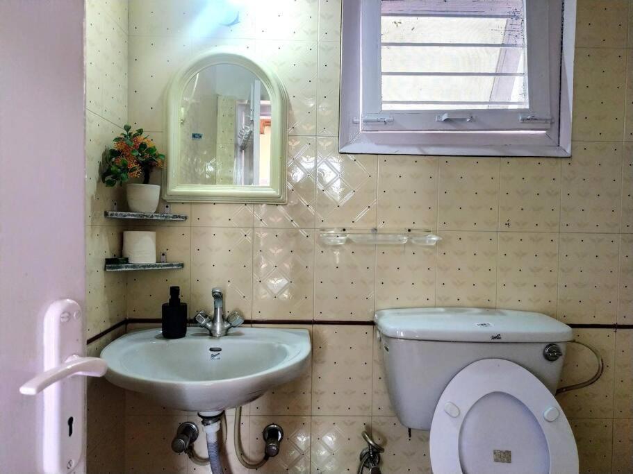 Two-Bedroom House photo 3