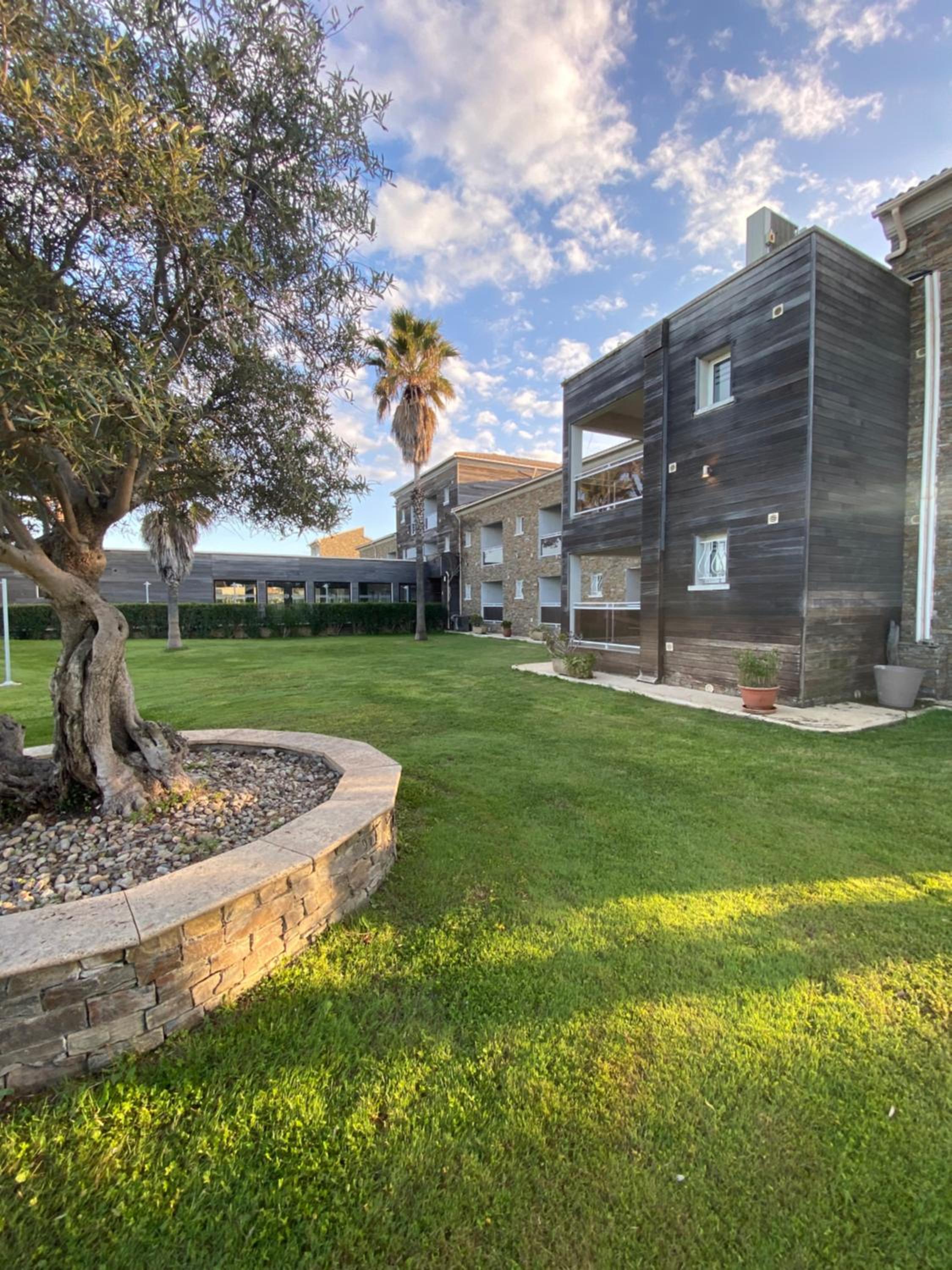 Superior Double or Twin Room with Garden View photo 2