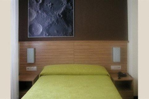 Double or Twin Room - Photo 7