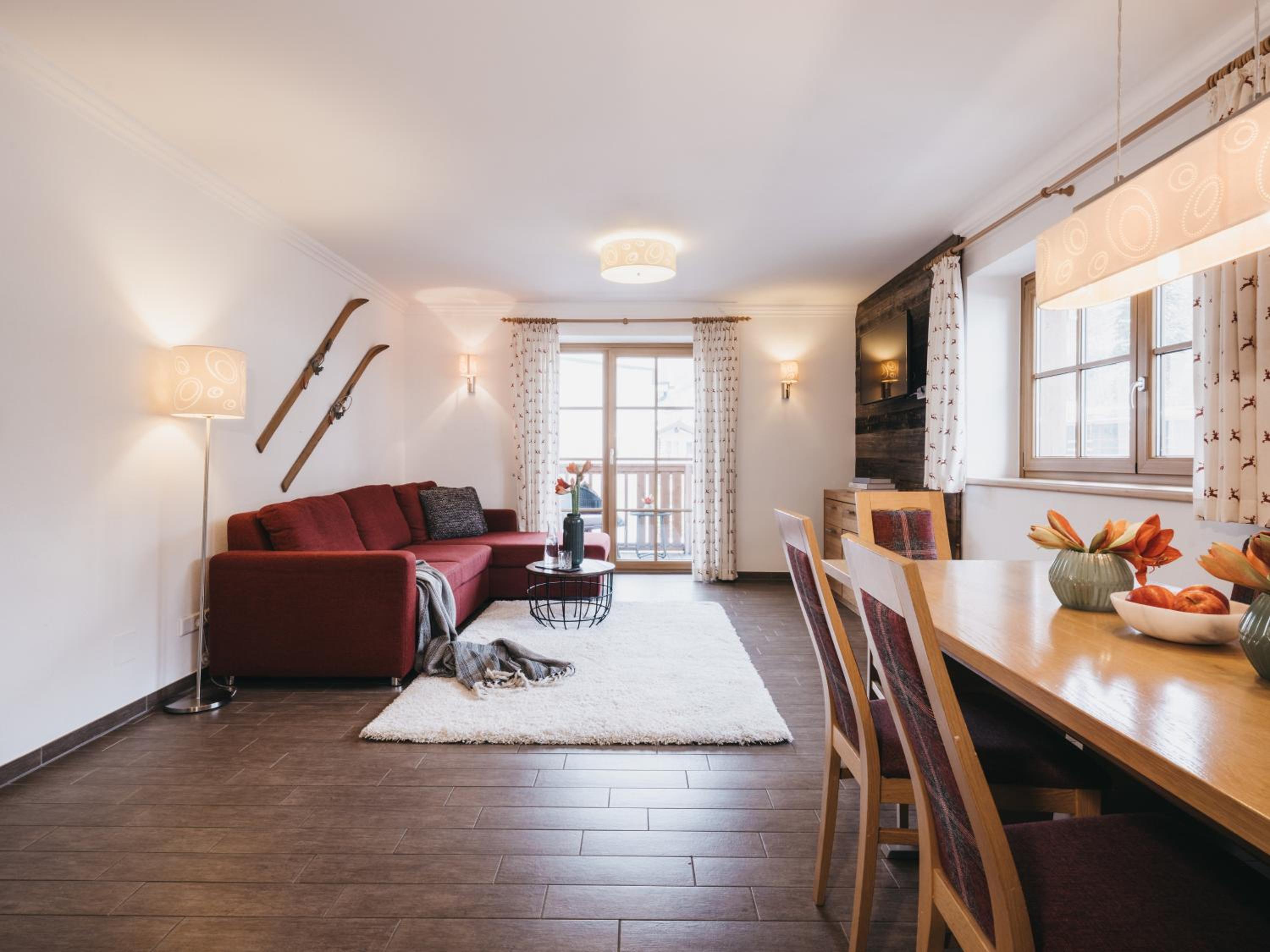 Five room apartment superior photo 3
