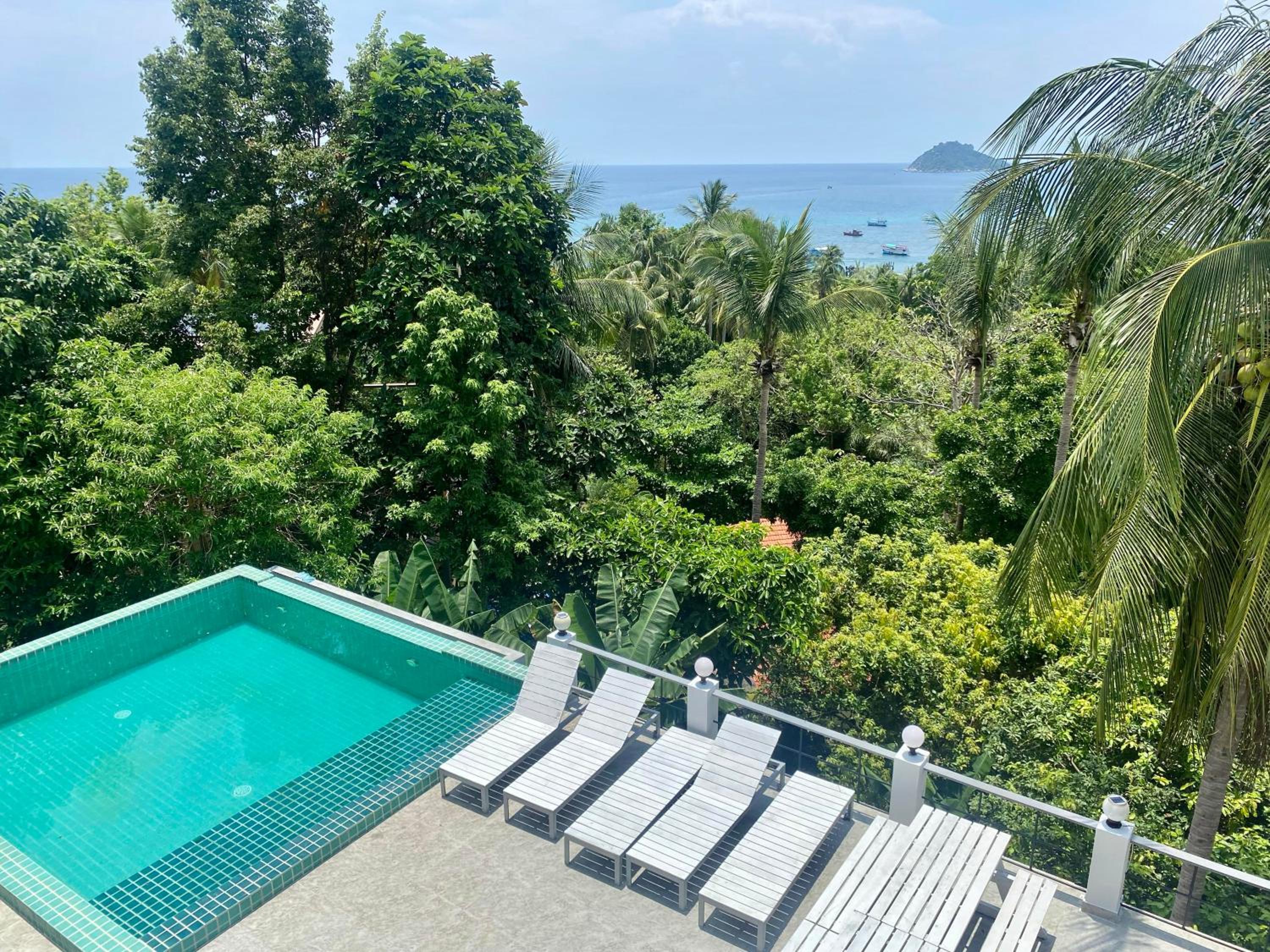 Apartment with Sea View photo 2