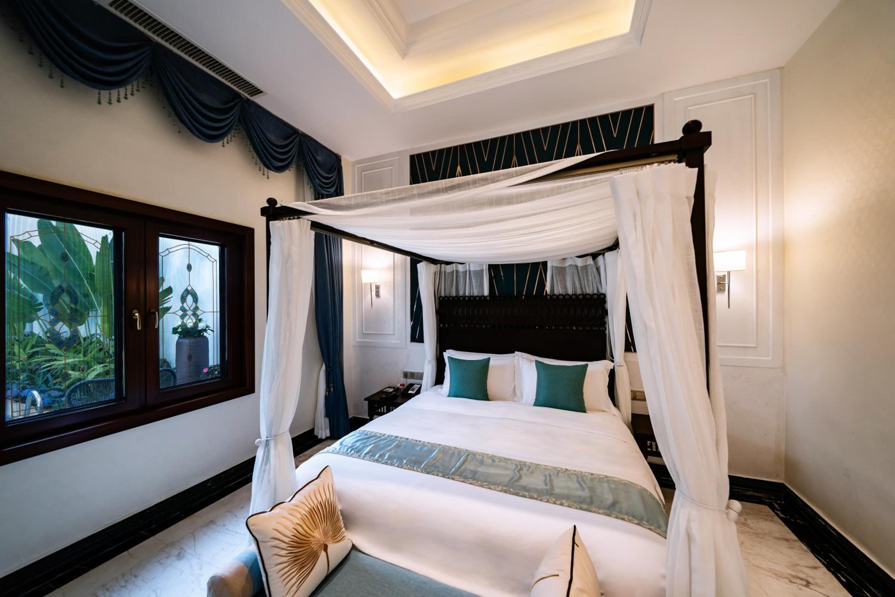 Luxury Three Bedroom Pool Villa
