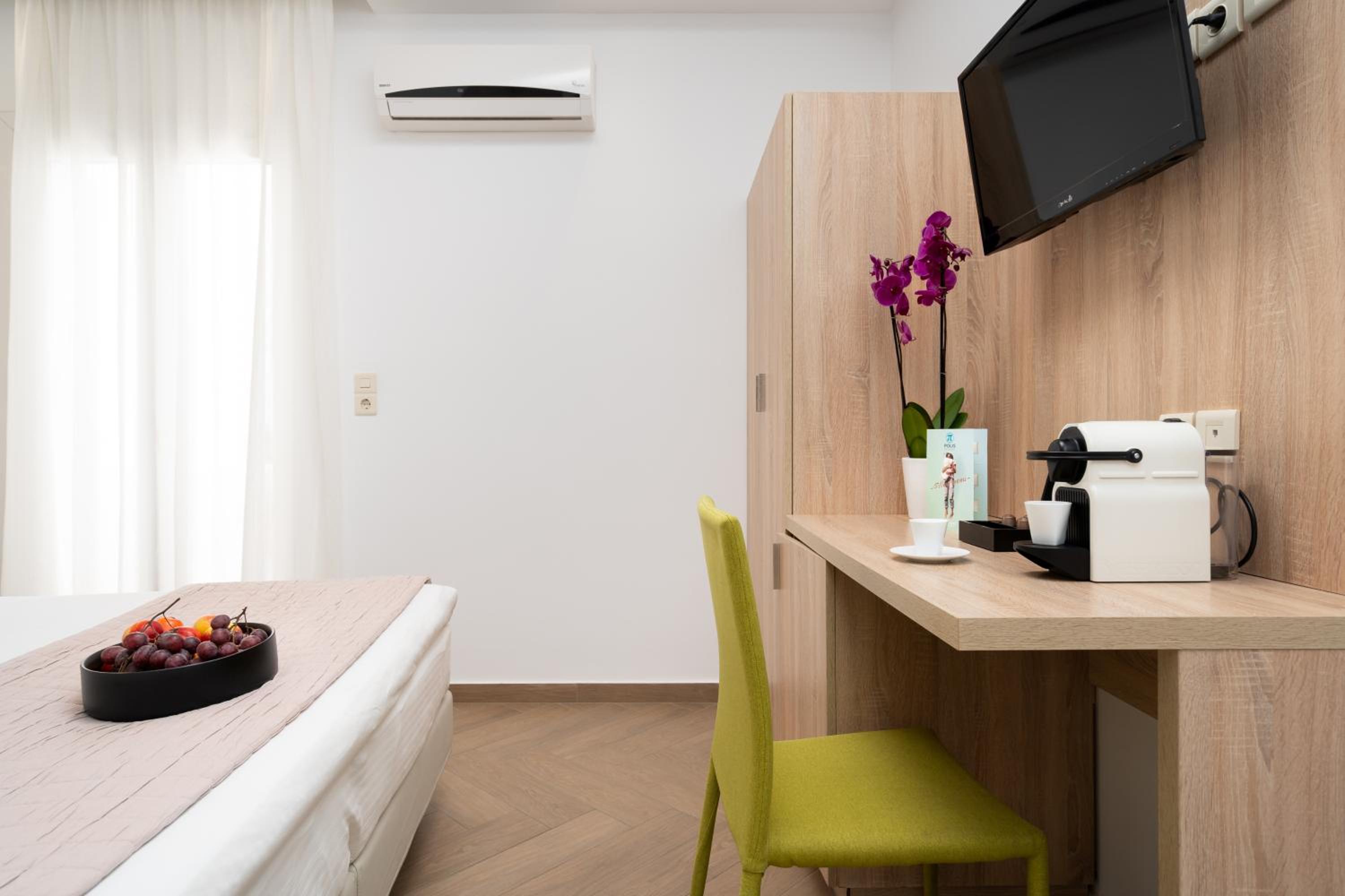 Deluxe Double Room - Photo 4