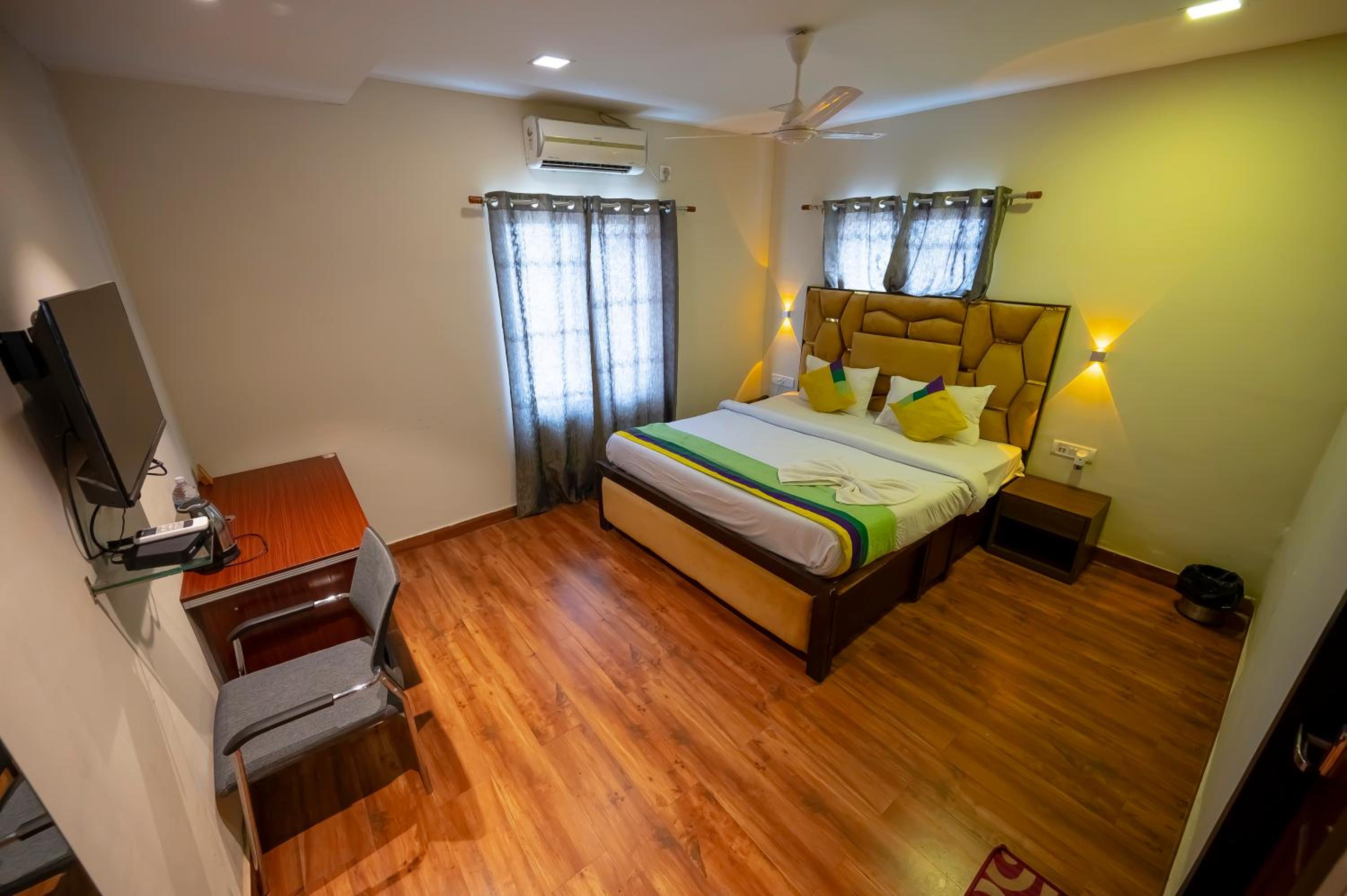 Large Double or Twin Room - Photo 4