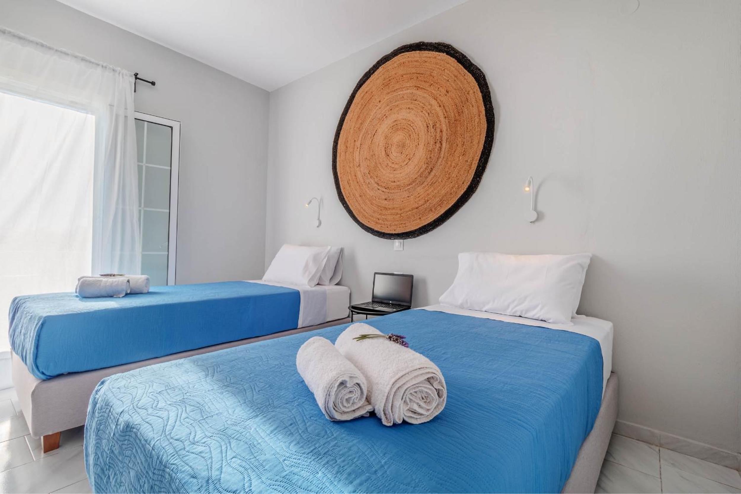 Basic Triple Room
