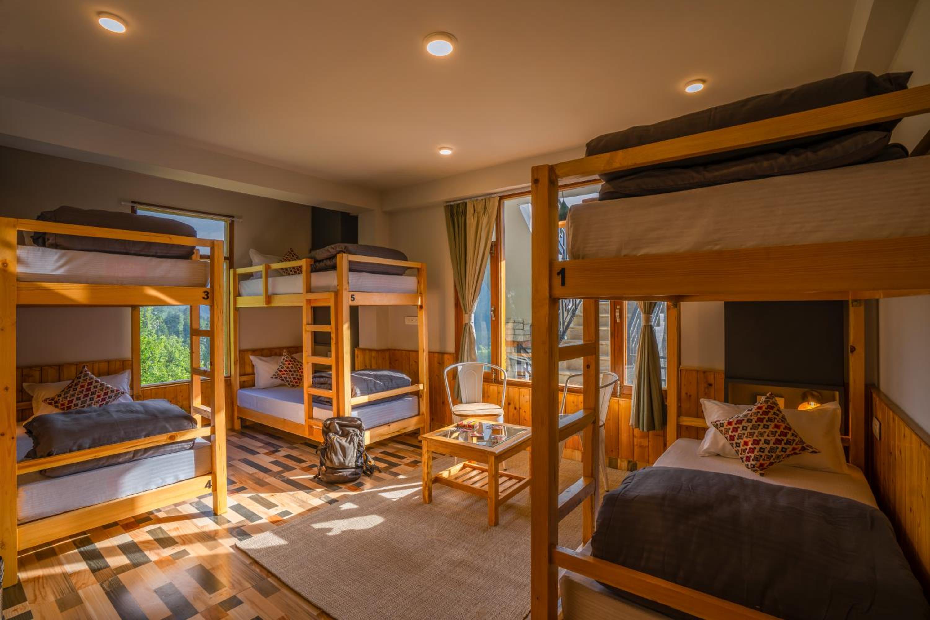 Bed in 6-Bed Mixed Dormitory Room photo 1