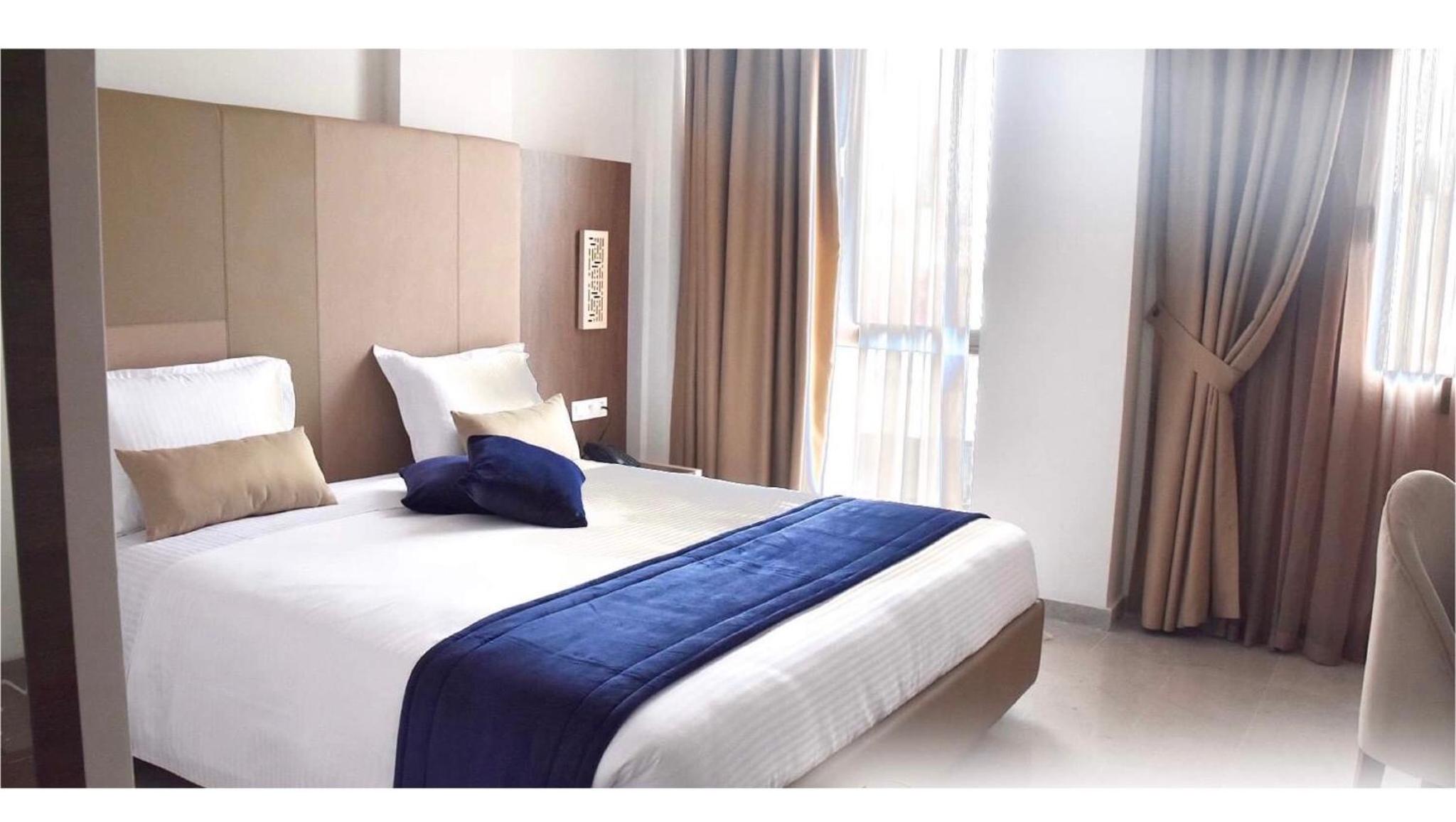 Double Room - Photo 2