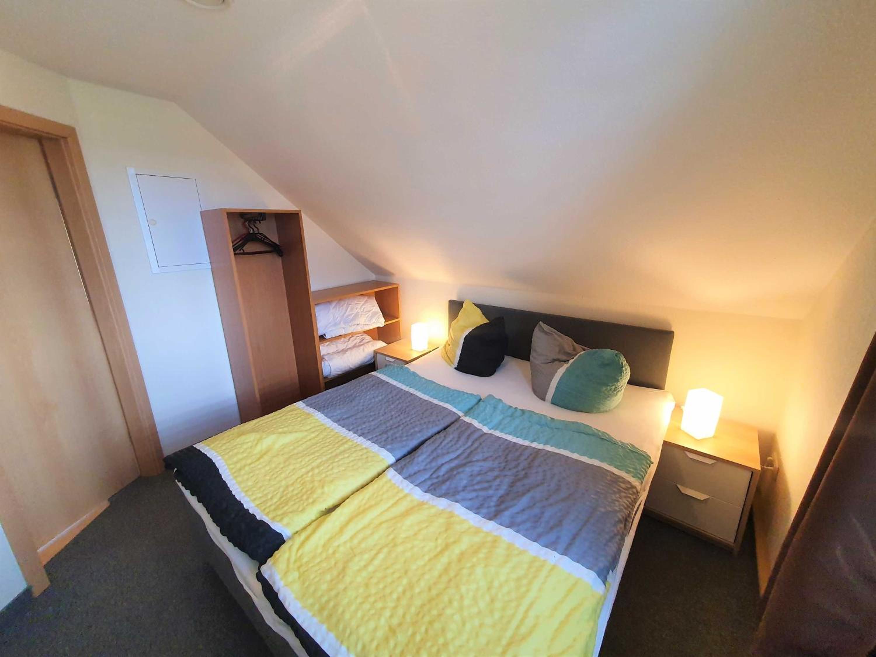 Two-Bedroom Apartment with Shower photo 2