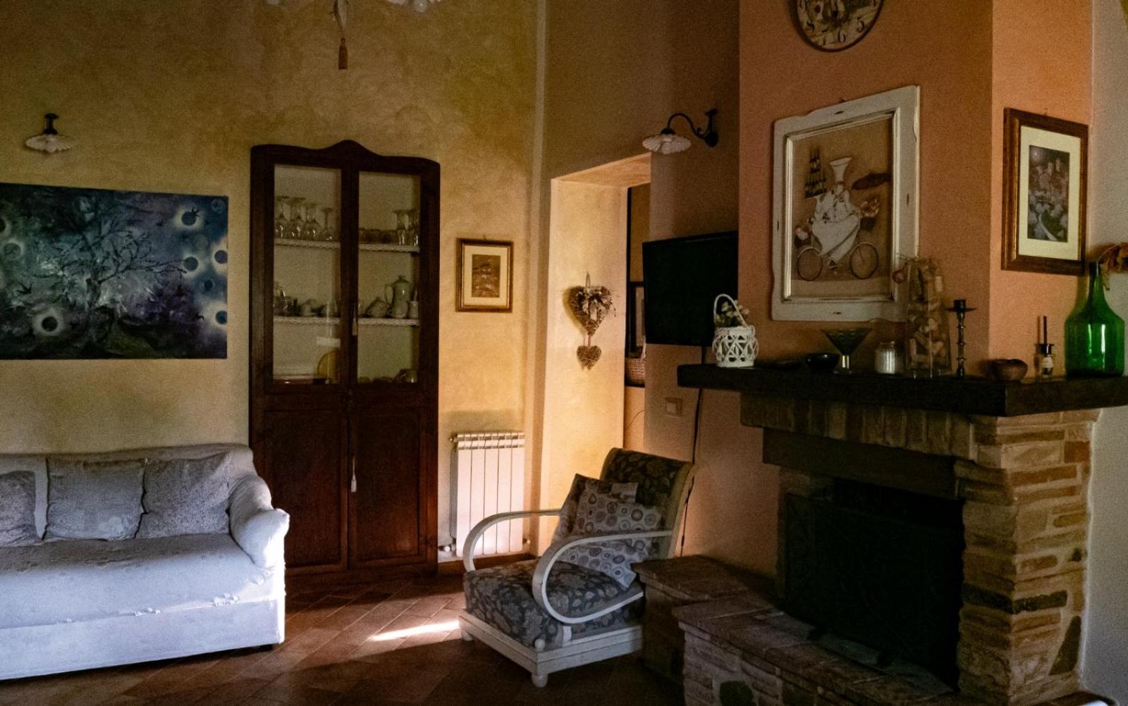 Two-Bedroom Apartment - Photo 1