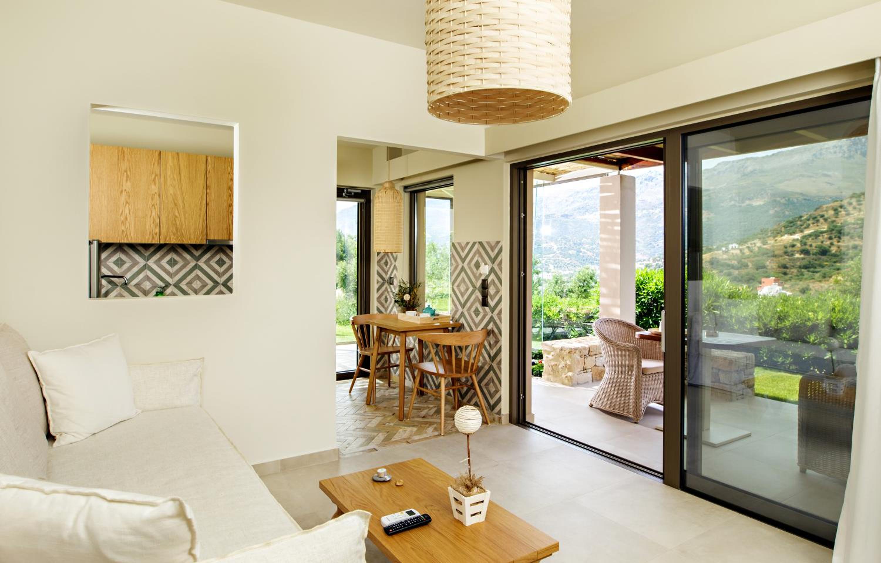 Deluxe Apartment