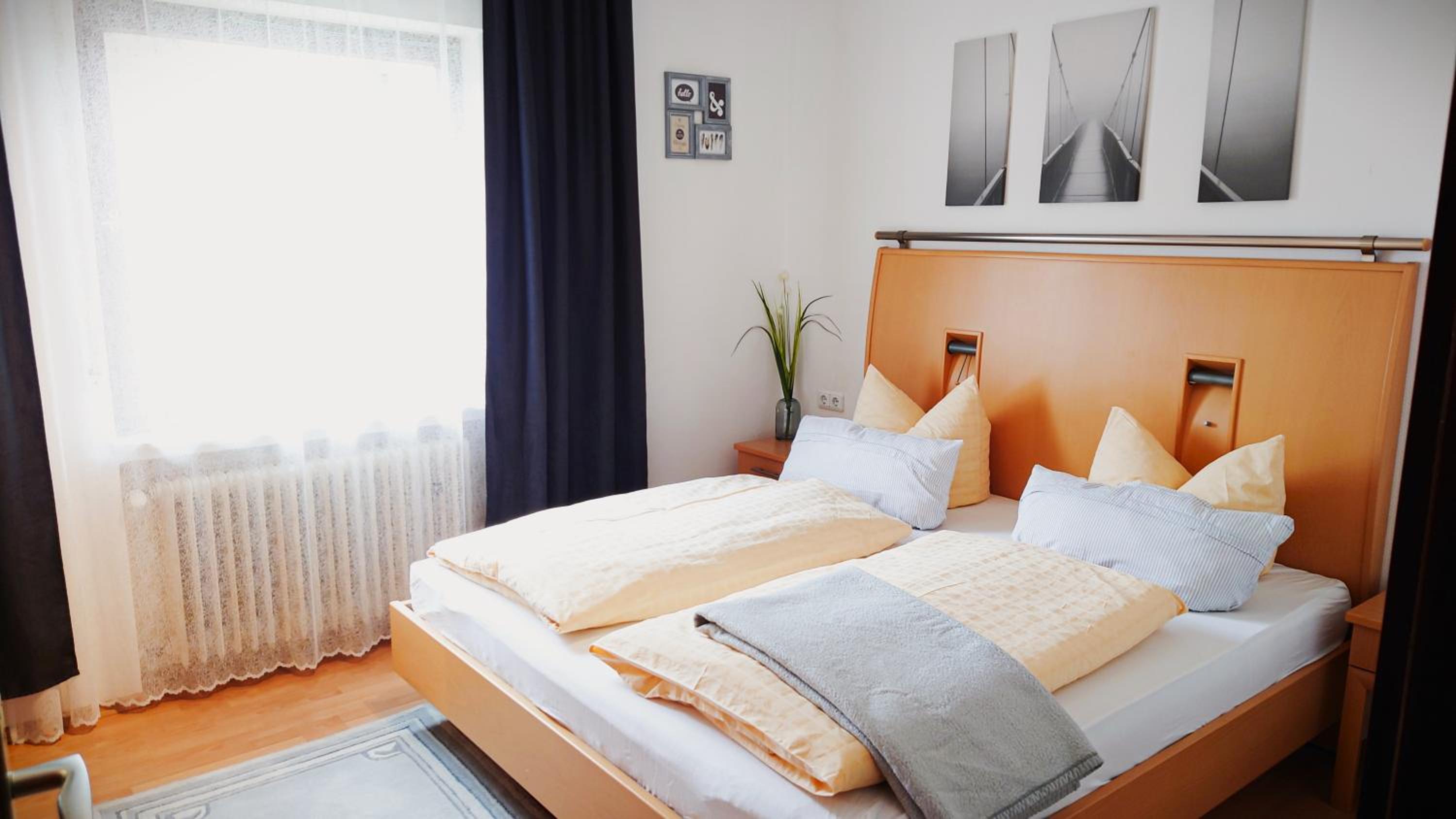 Double Room - Photo 1