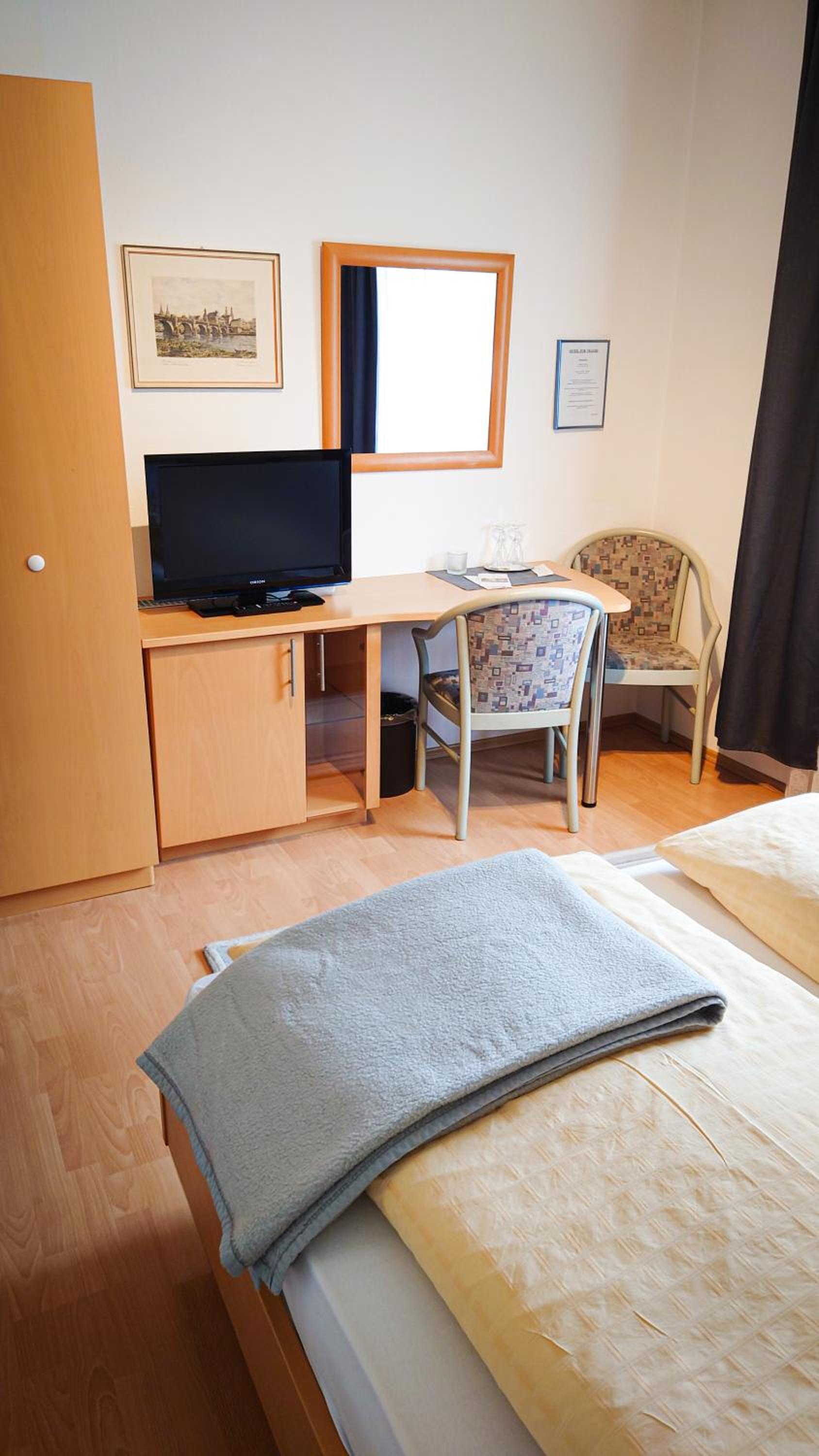 Double Room - Photo 3