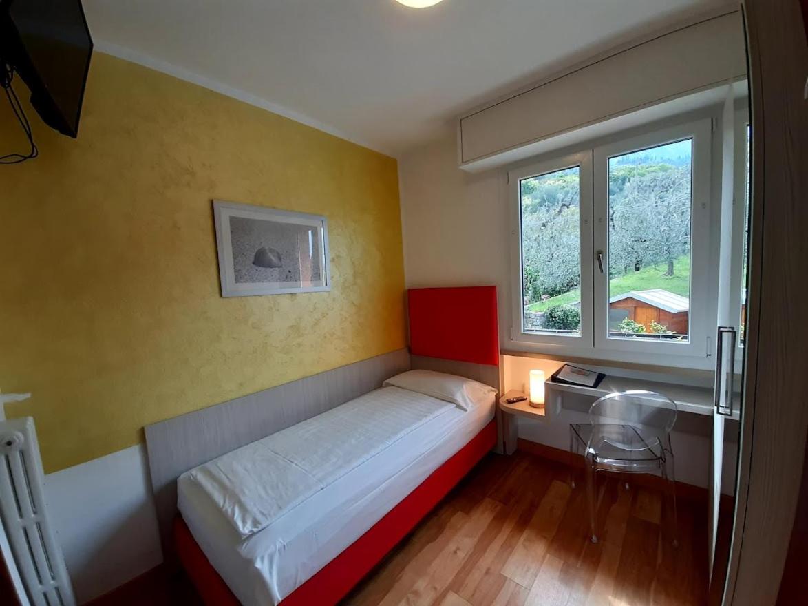Standard Single Room with Mountain View photo 1