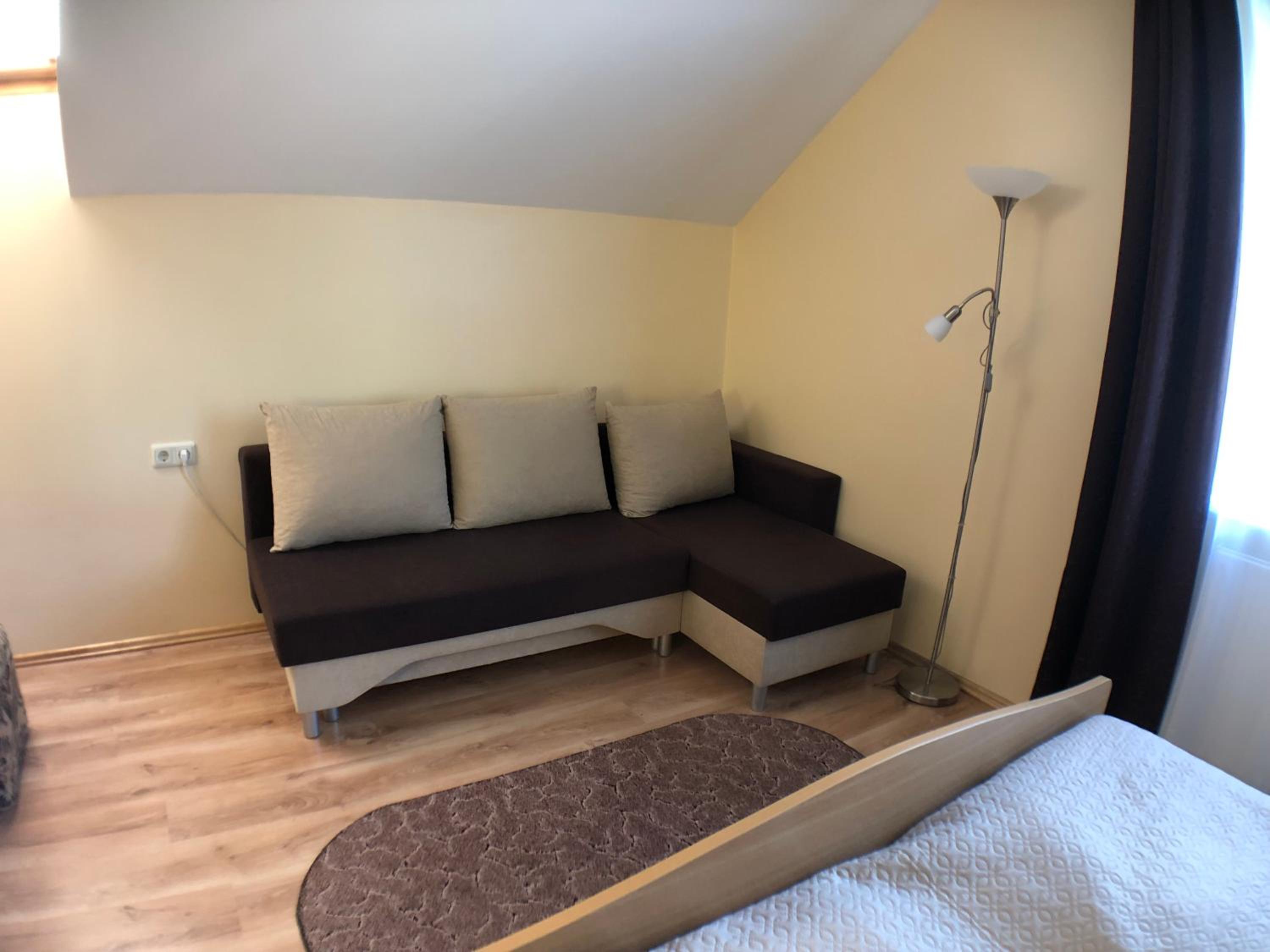 One-Bedroom Apartment photo 2