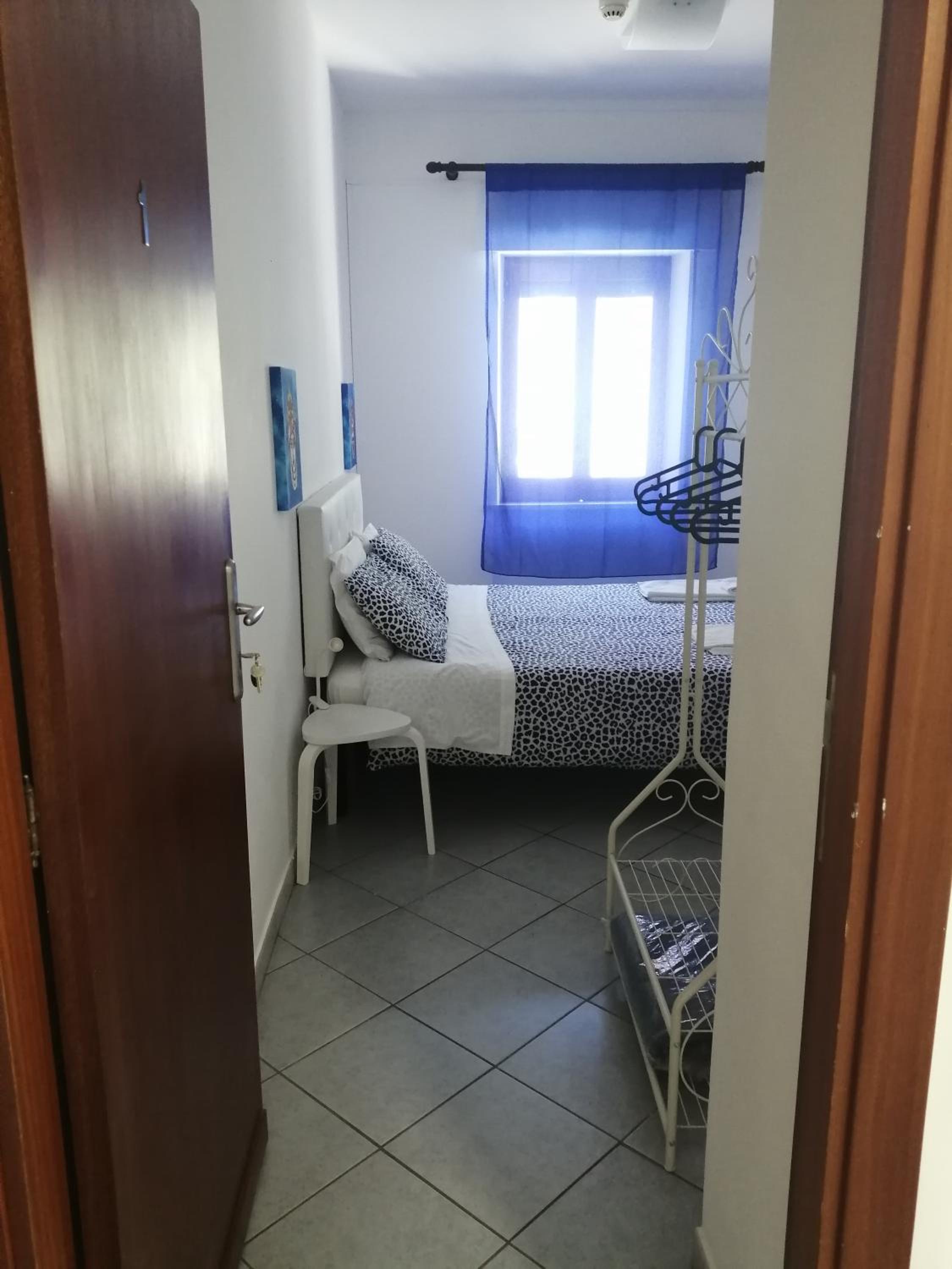 Economy Double Room photo 1