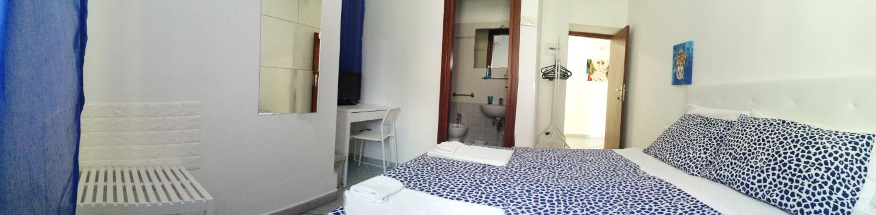 Economy Double Room photo 3