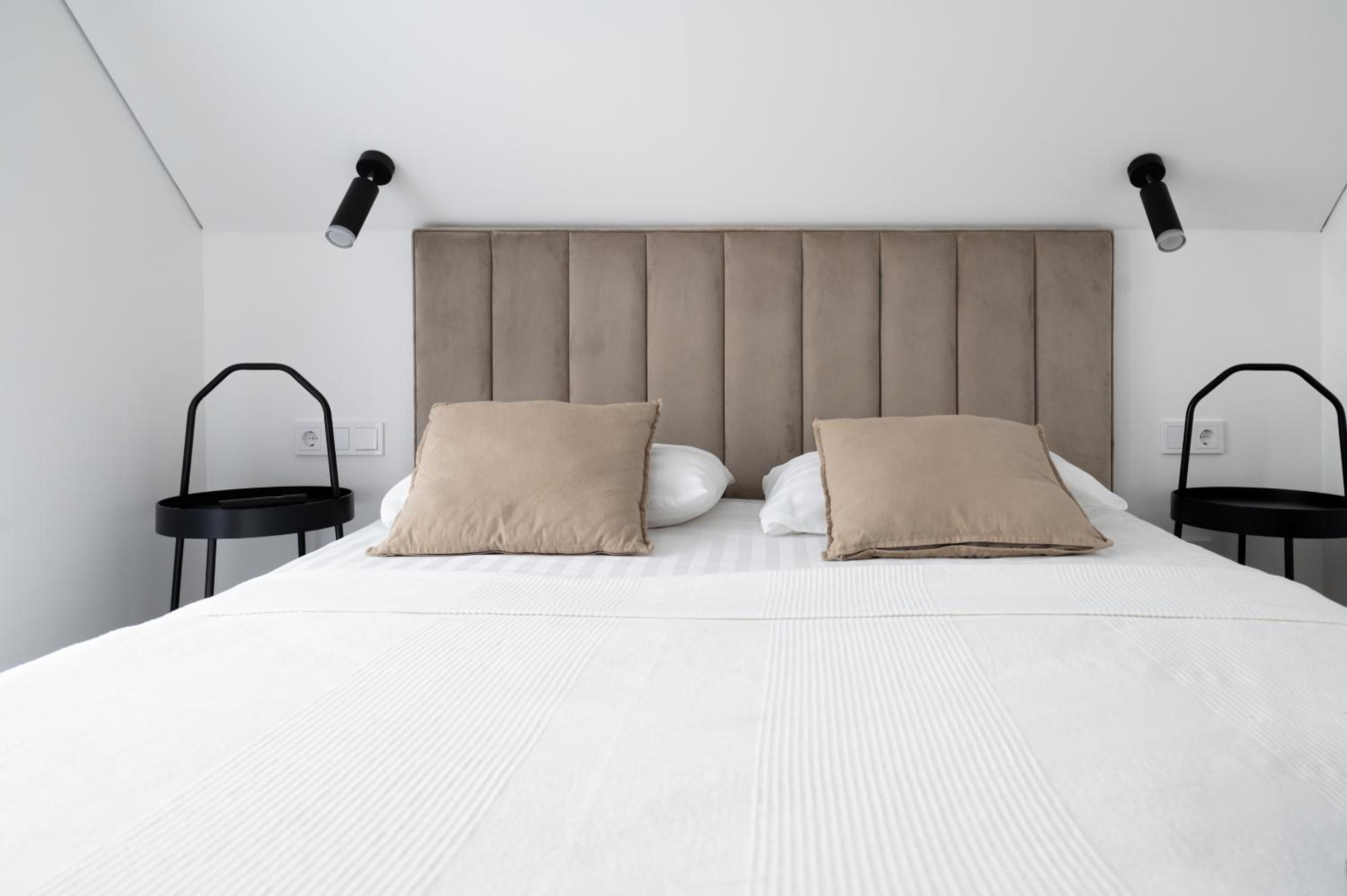 Double Room - Photo 3