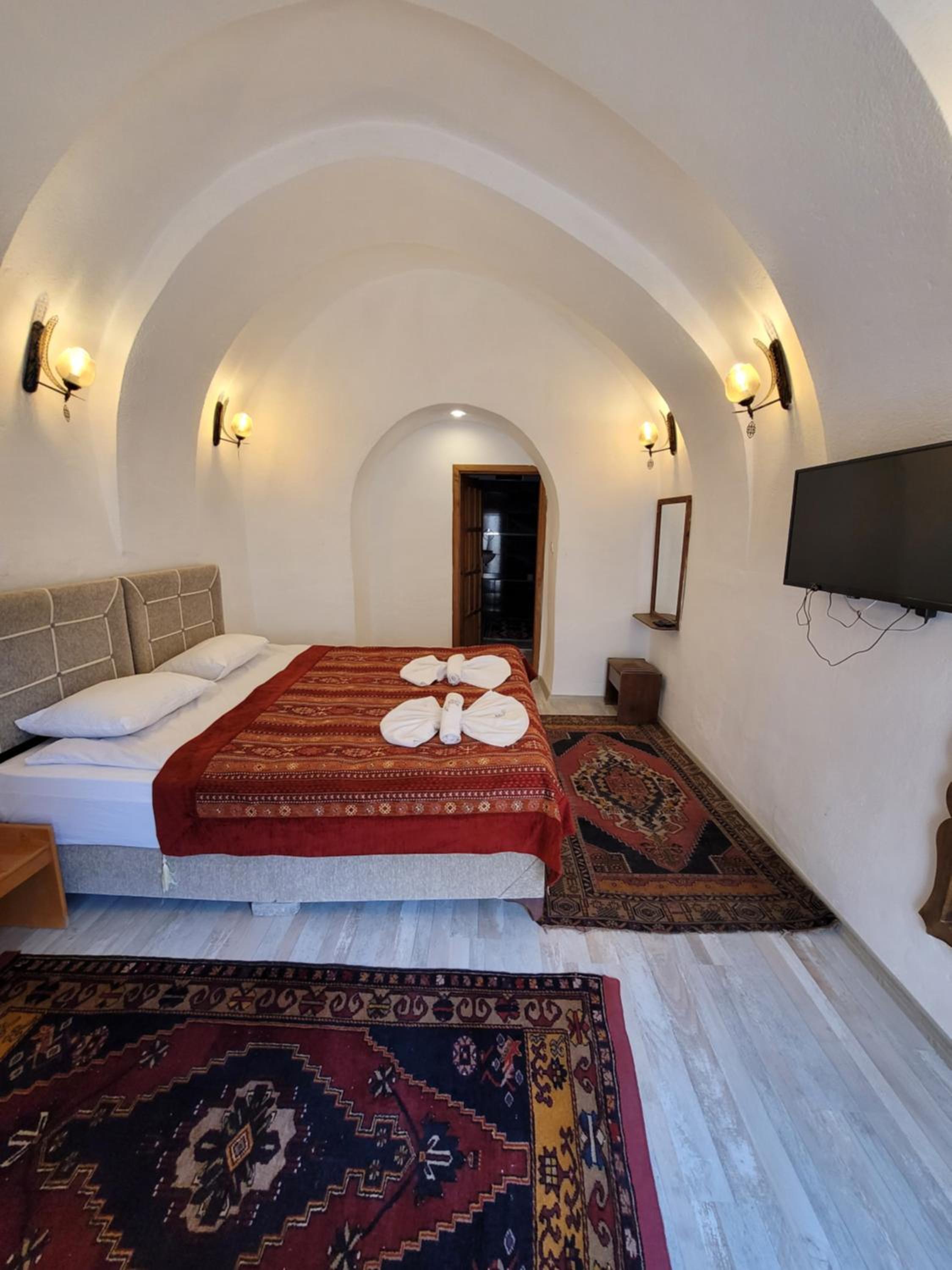 Deluxe Family Suite photo 3
