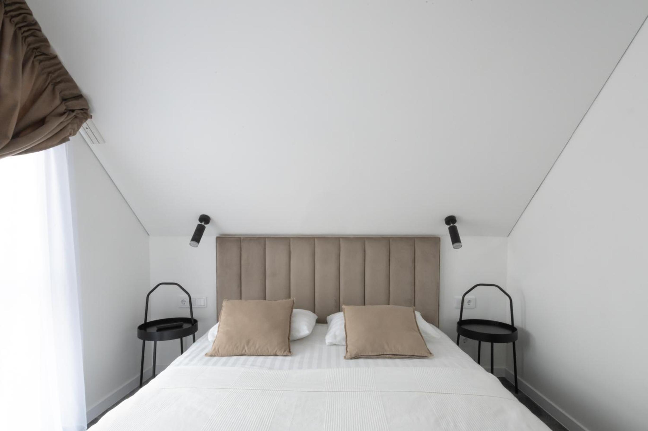 Double Room - Photo 6