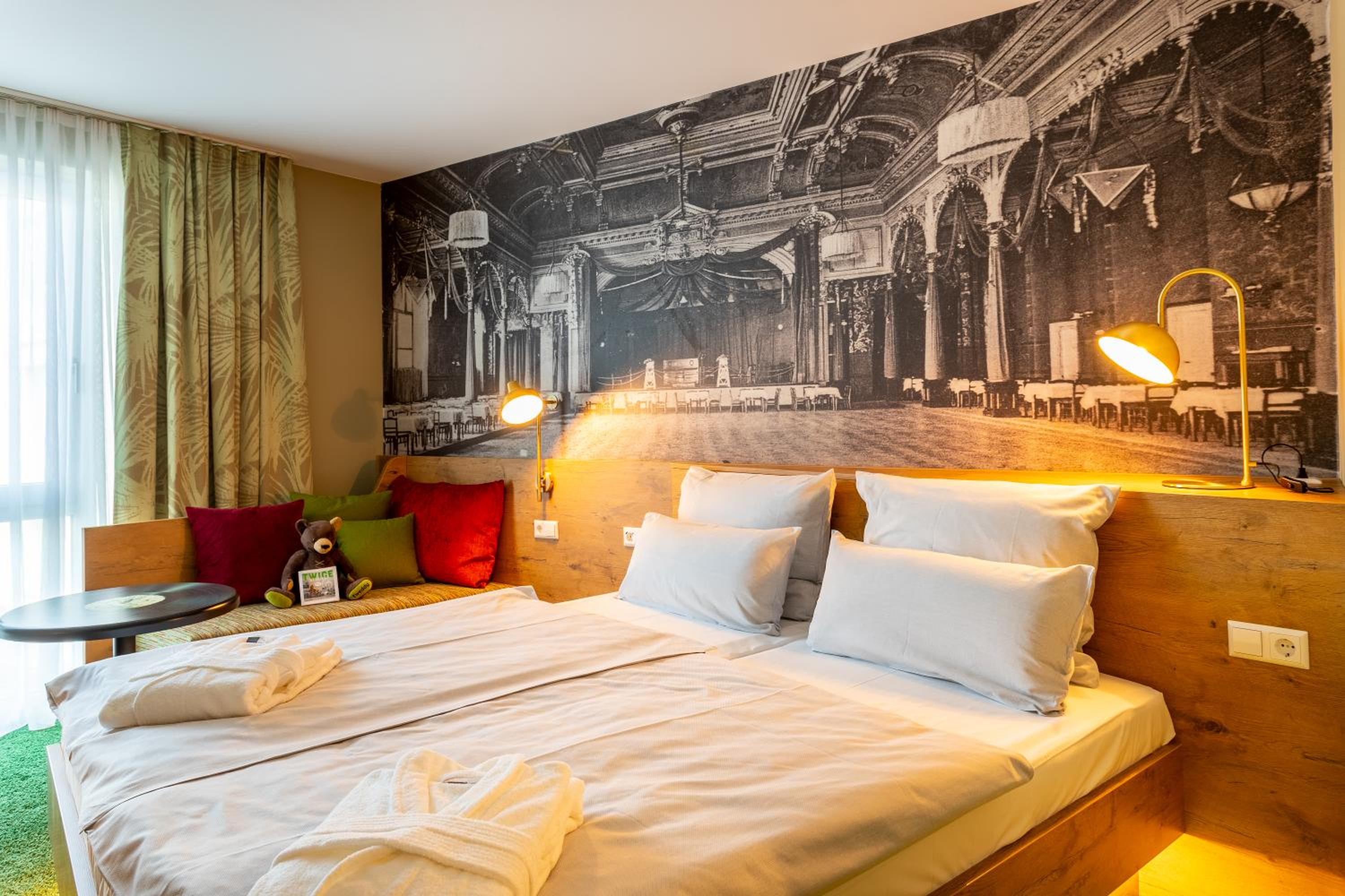 Doppelzimmer „MIGHTY“ mit Kaffeemaschine und ruhiger Lage - Photo 8