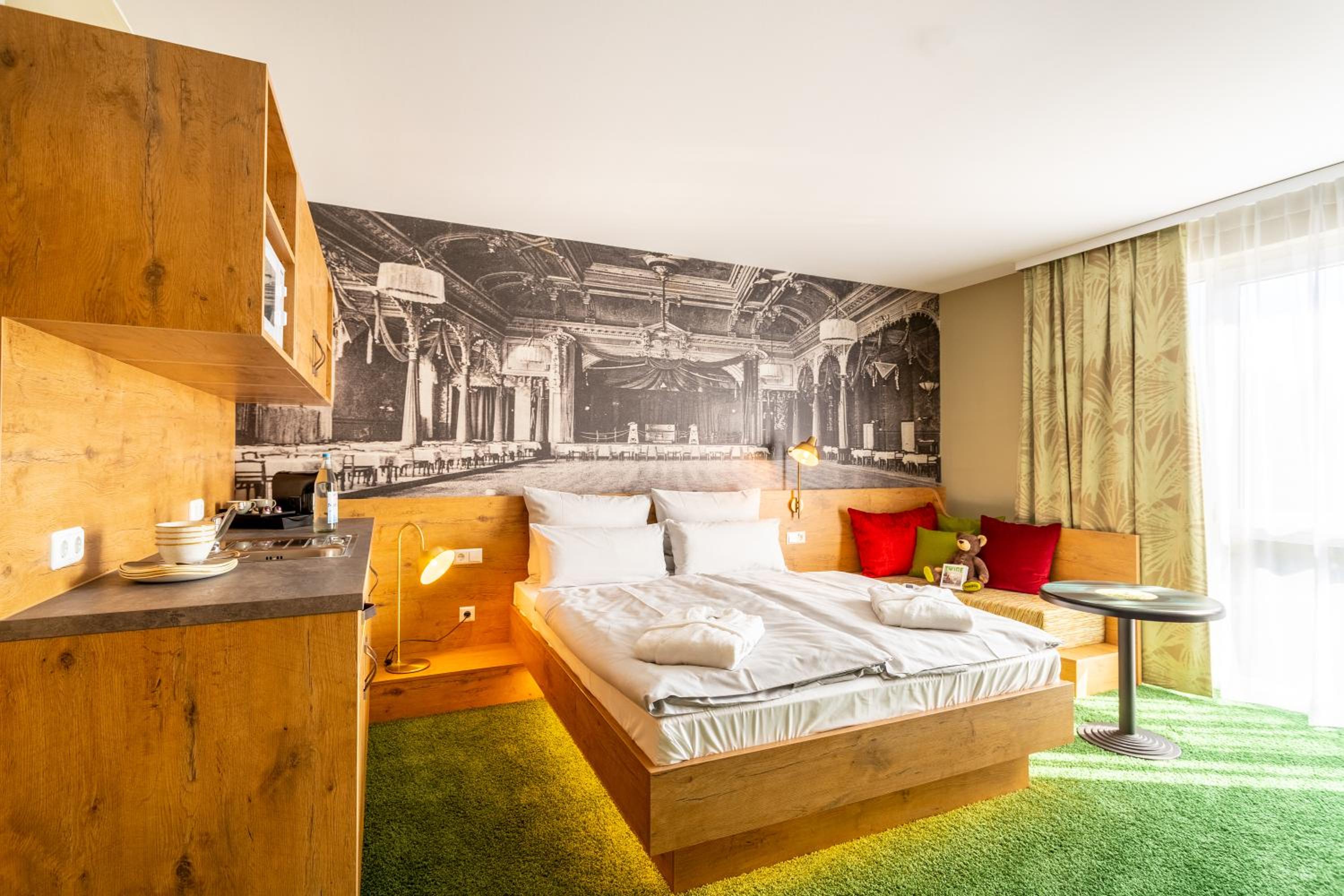 Doppelzimmer „TASTY“ mit Küchenzeile - Photo 4