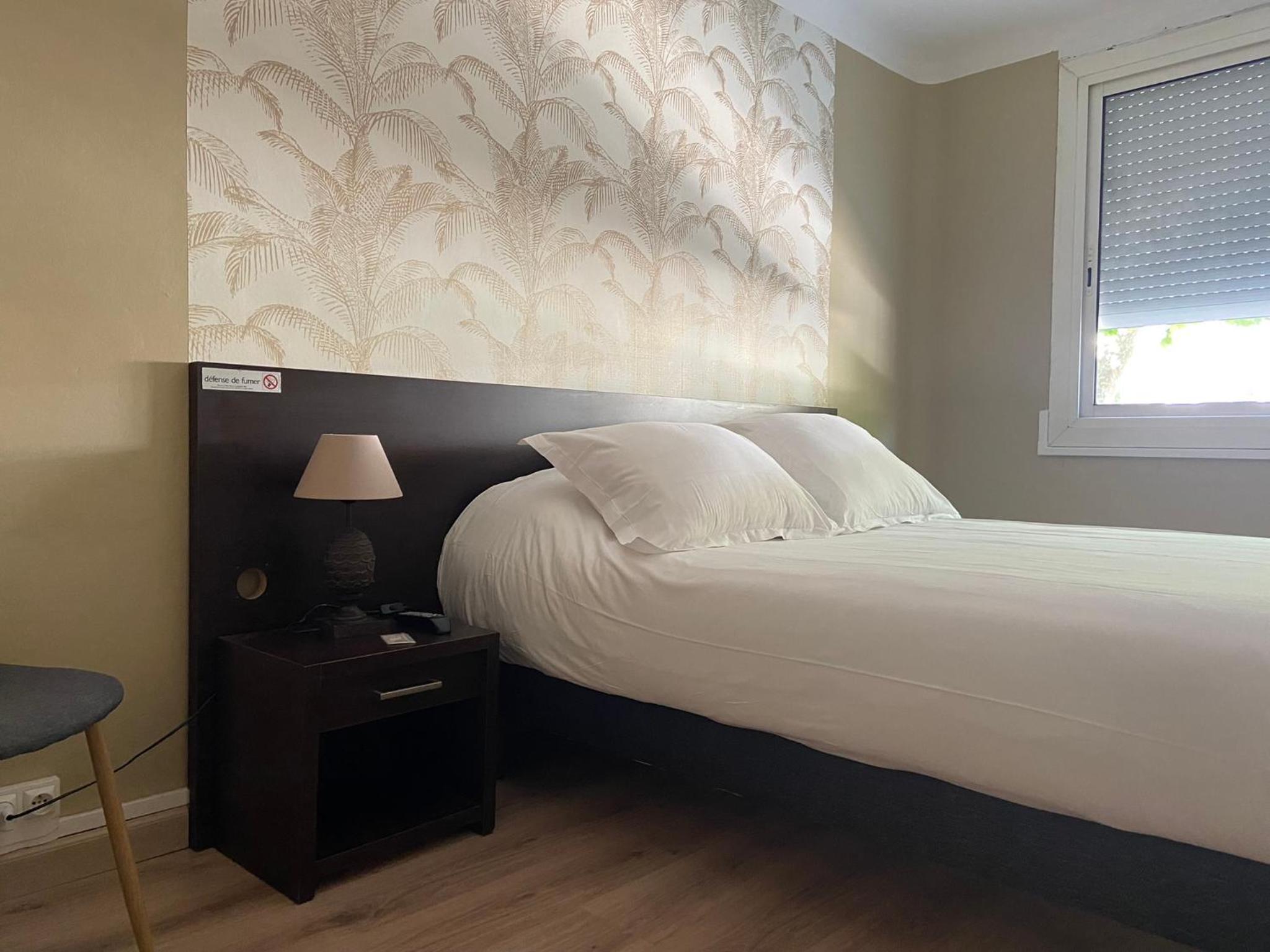 Standard Double Room - Photo 3