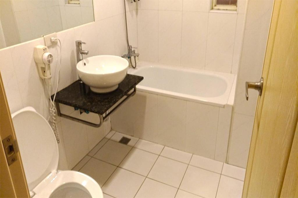 Quadruple Room - Photo 5